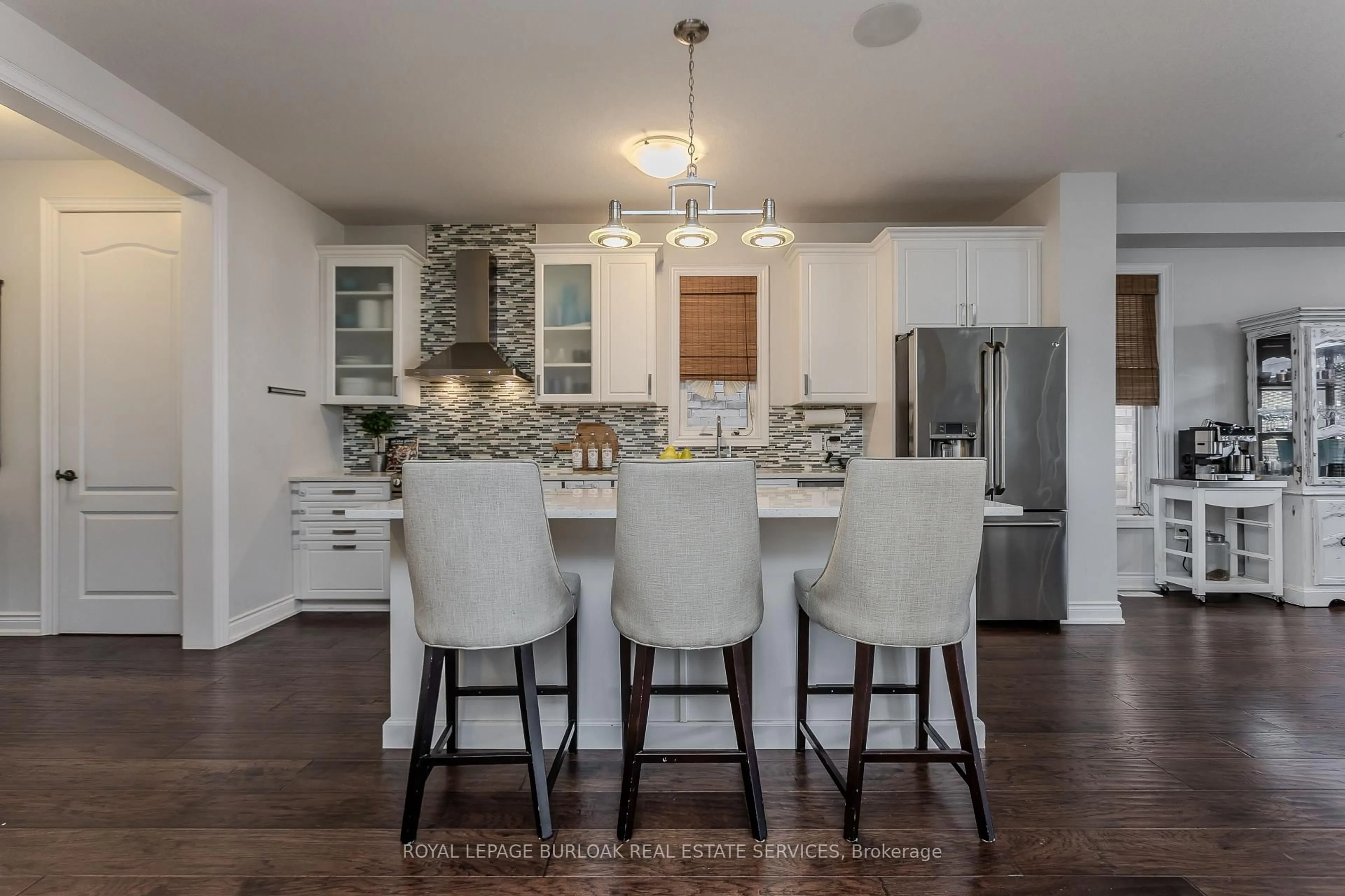 Open concept kitchen, unknown for 23 West Glen Ave, Hamilton Ontario L8J 0H9