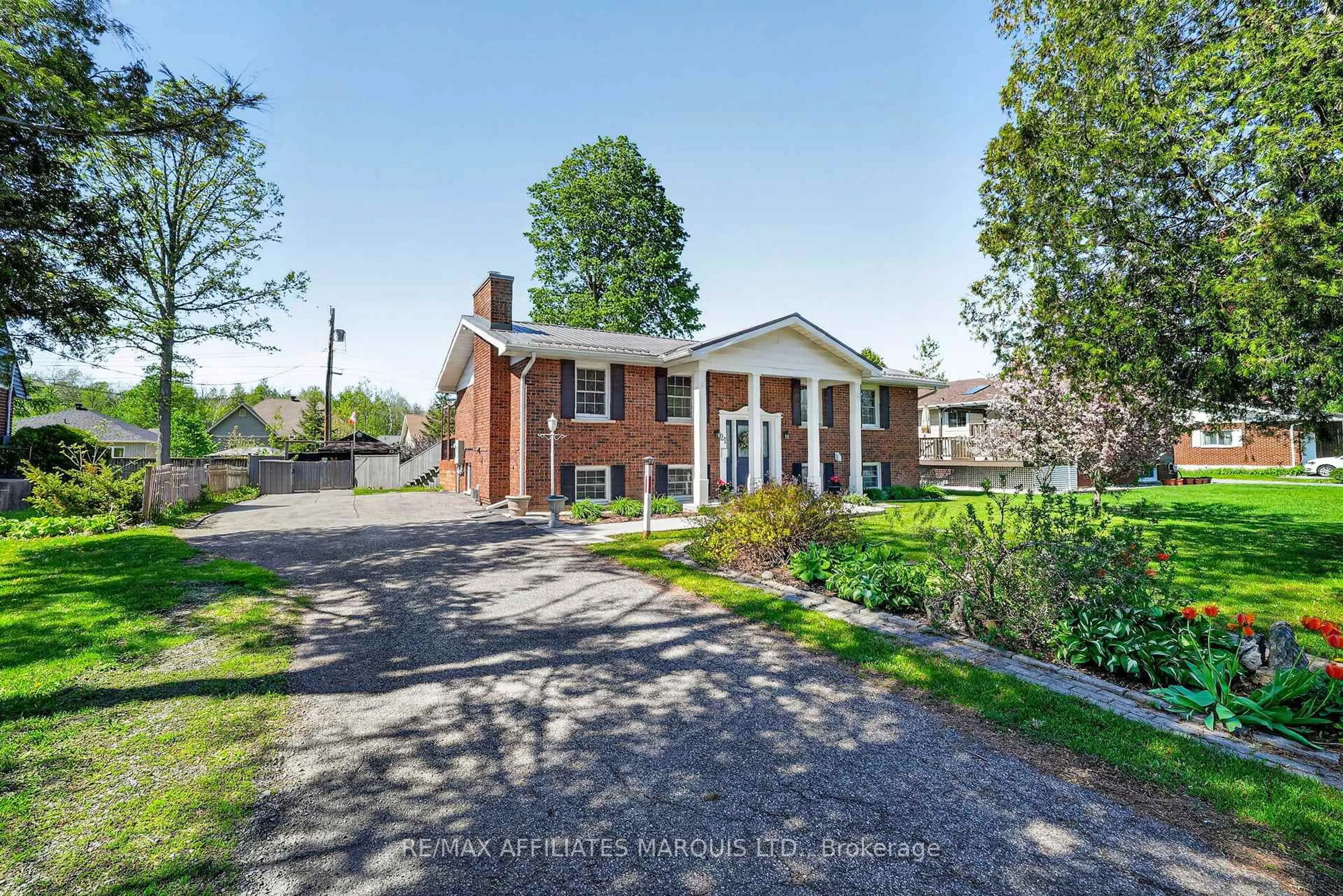 A pic from outside/outdoor area/front of a property/back of a property/a pic from drone, street for 21 Spruce St, South Stormont Ontario K0C 1M0