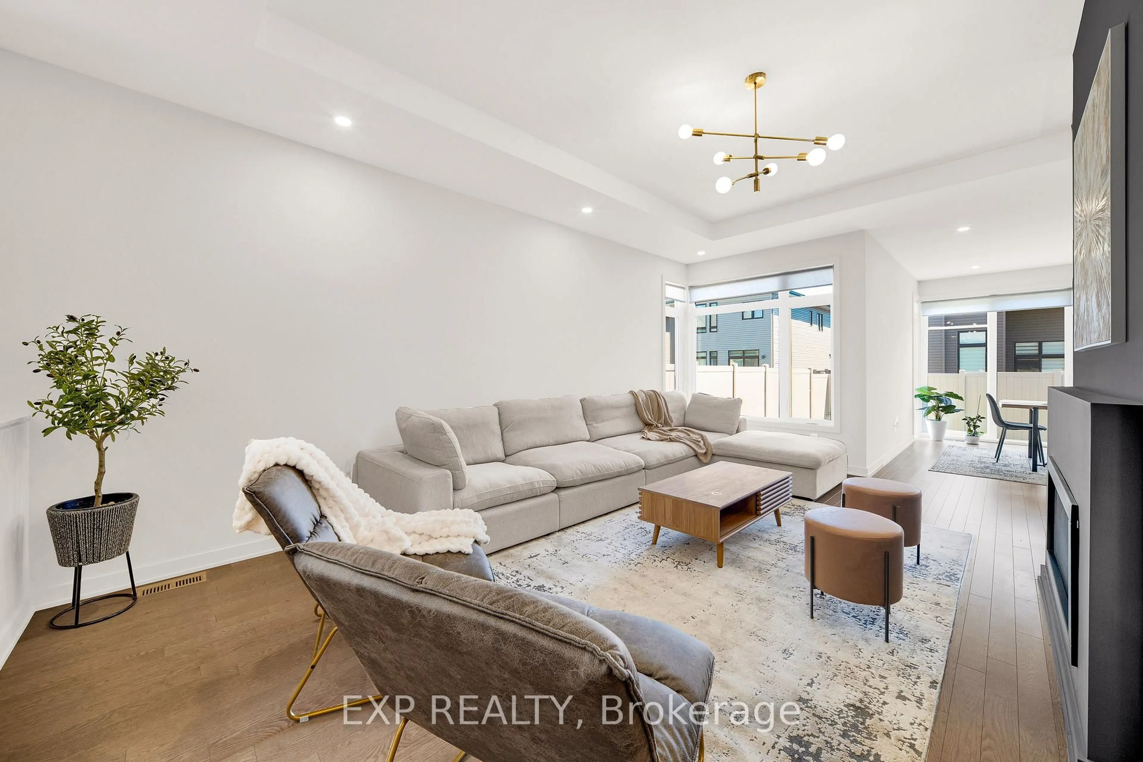 Living room with furniture, unknown for 708 Wooler Pl, Ottawa Ontario K1T 0T6