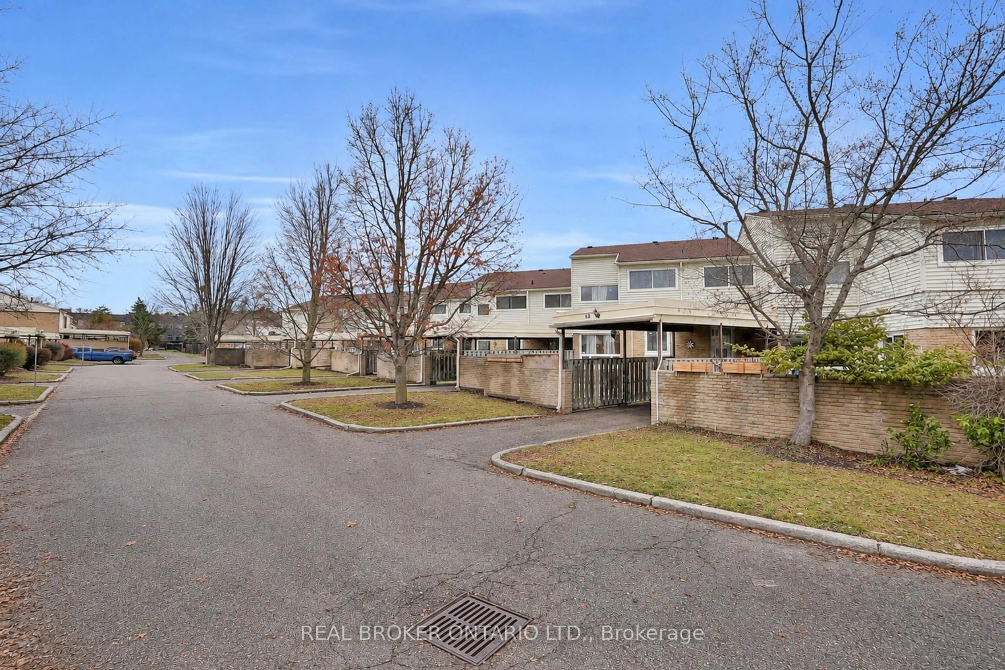 A pic from outside/outdoor area/front of a property/back of a property/a pic from drone, street for 415 Morgan Ave #15, Kitchener Ontario N2A 2V6