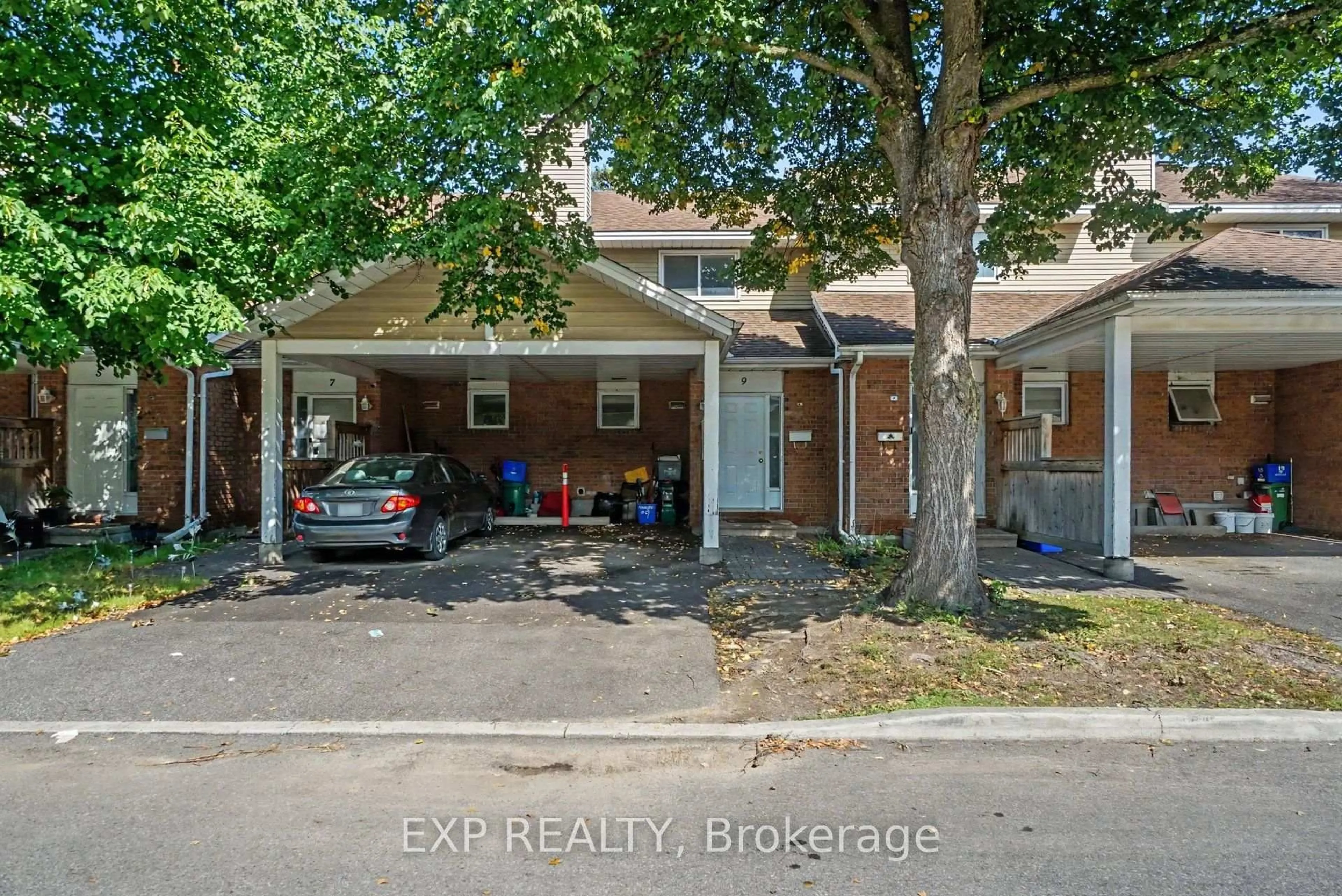 Unknown for 9 Paddington Private, Ottawa Ontario K1V 0S6