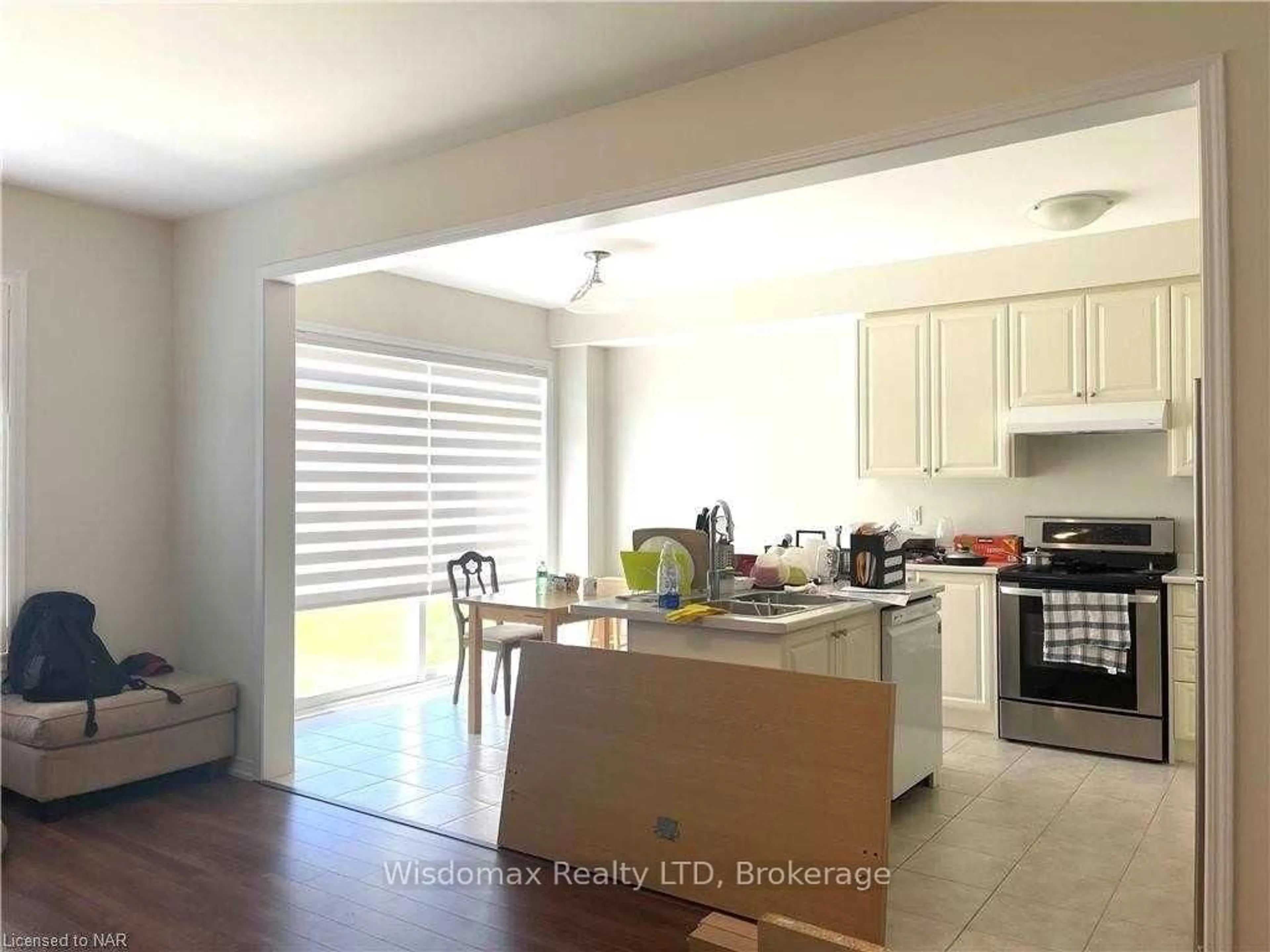 Open concept kitchen, unknown for 13 Beatty Ave, Thorold Ontario L3C 0H4