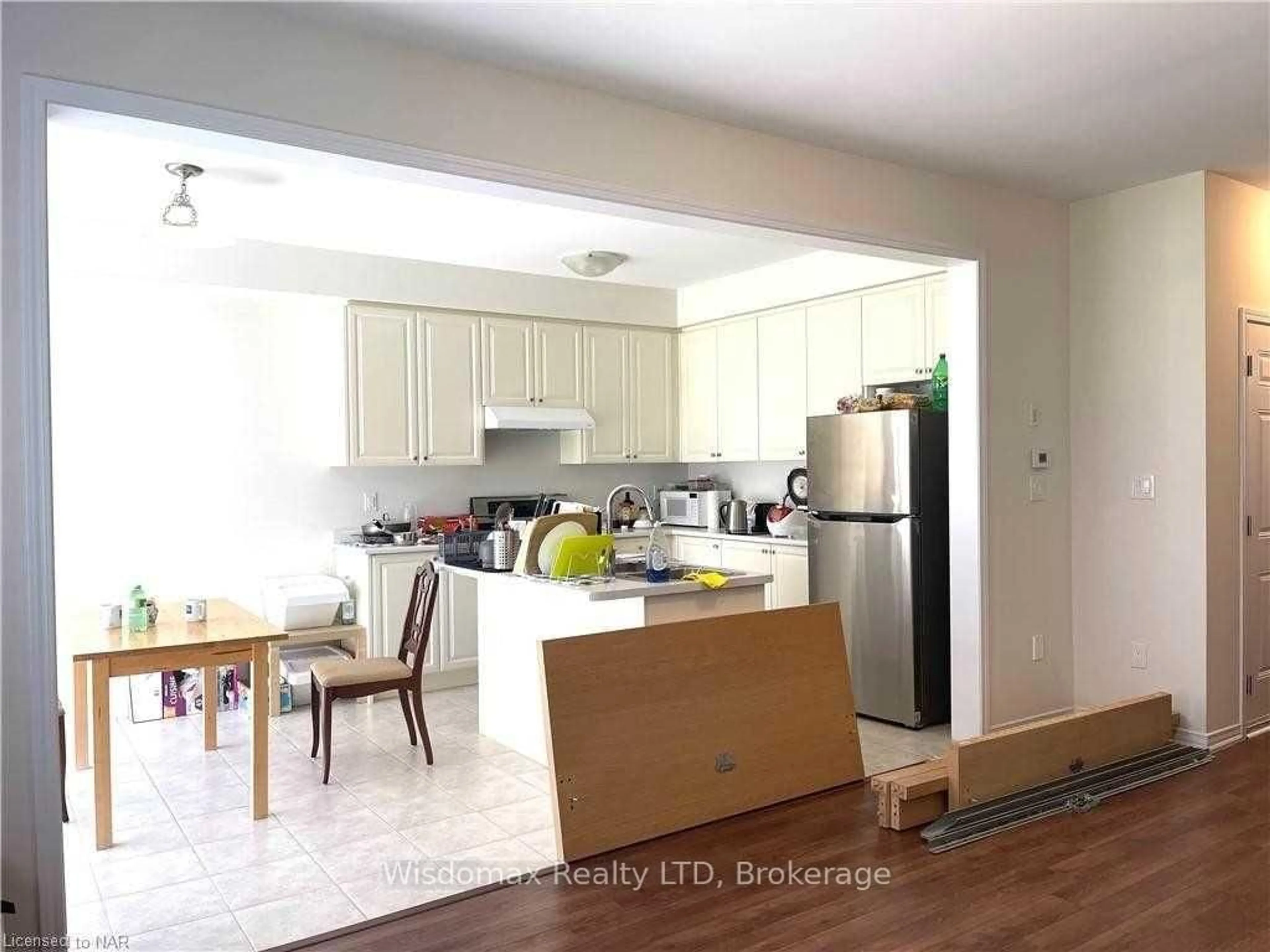 Open concept kitchen, unknown for 13 Beatty Ave, Thorold Ontario L3C 0H4
