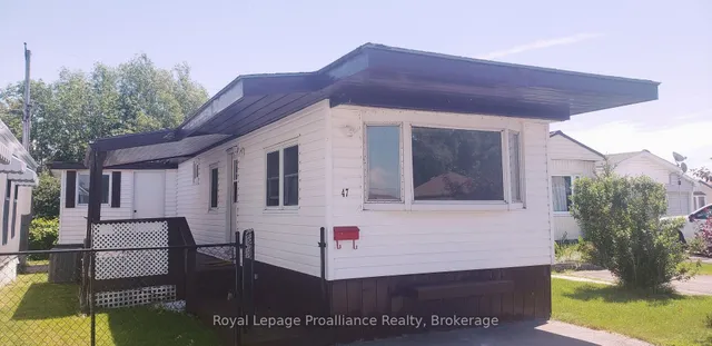 311 Dundas St #47, Quinte West 2