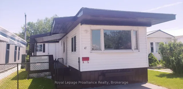 311 Dundas St #47, Quinte West 3