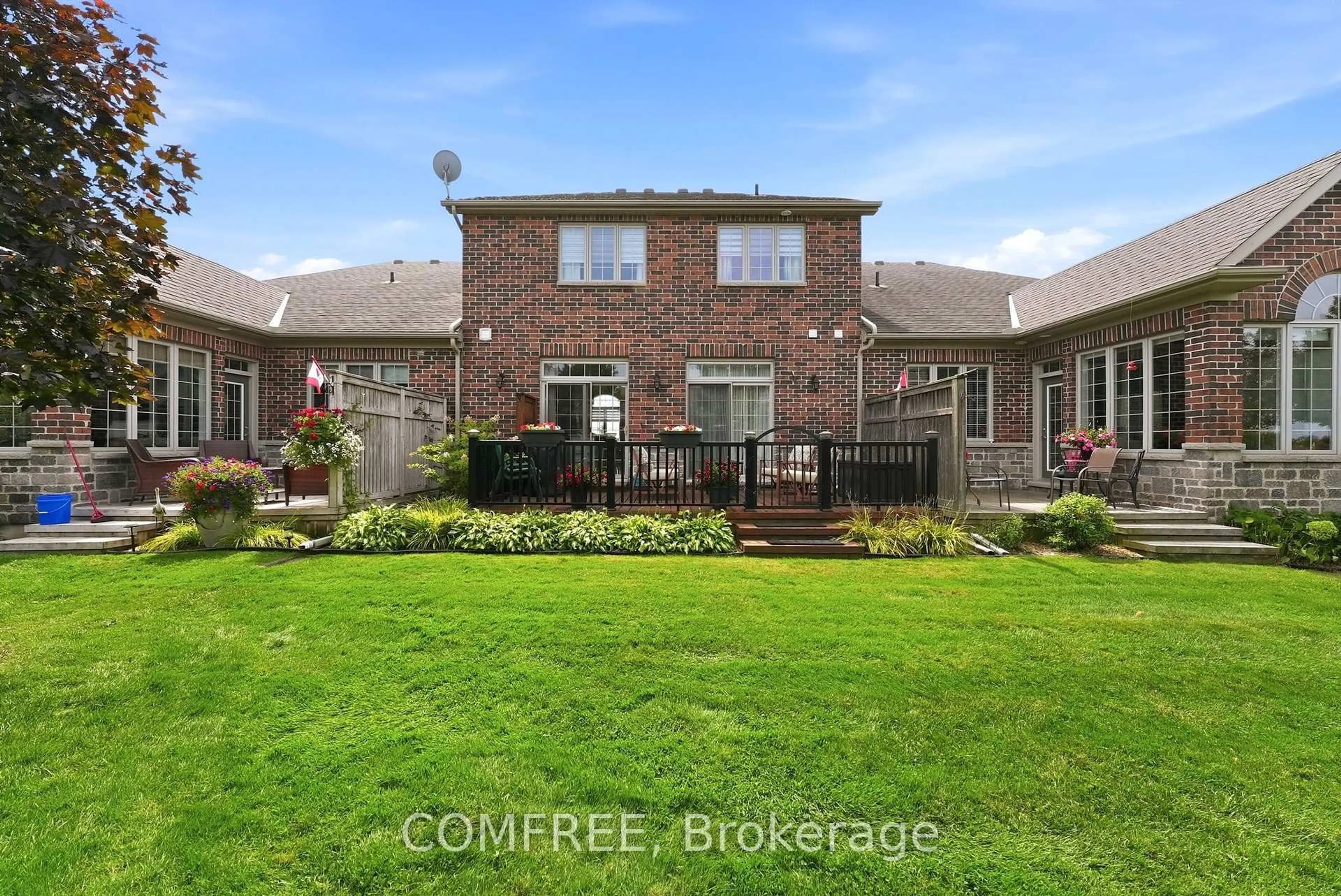 Patio, unknown for 3823 Turnberry Lane #14, Plympton-Wyoming Ontario N0N 1E0