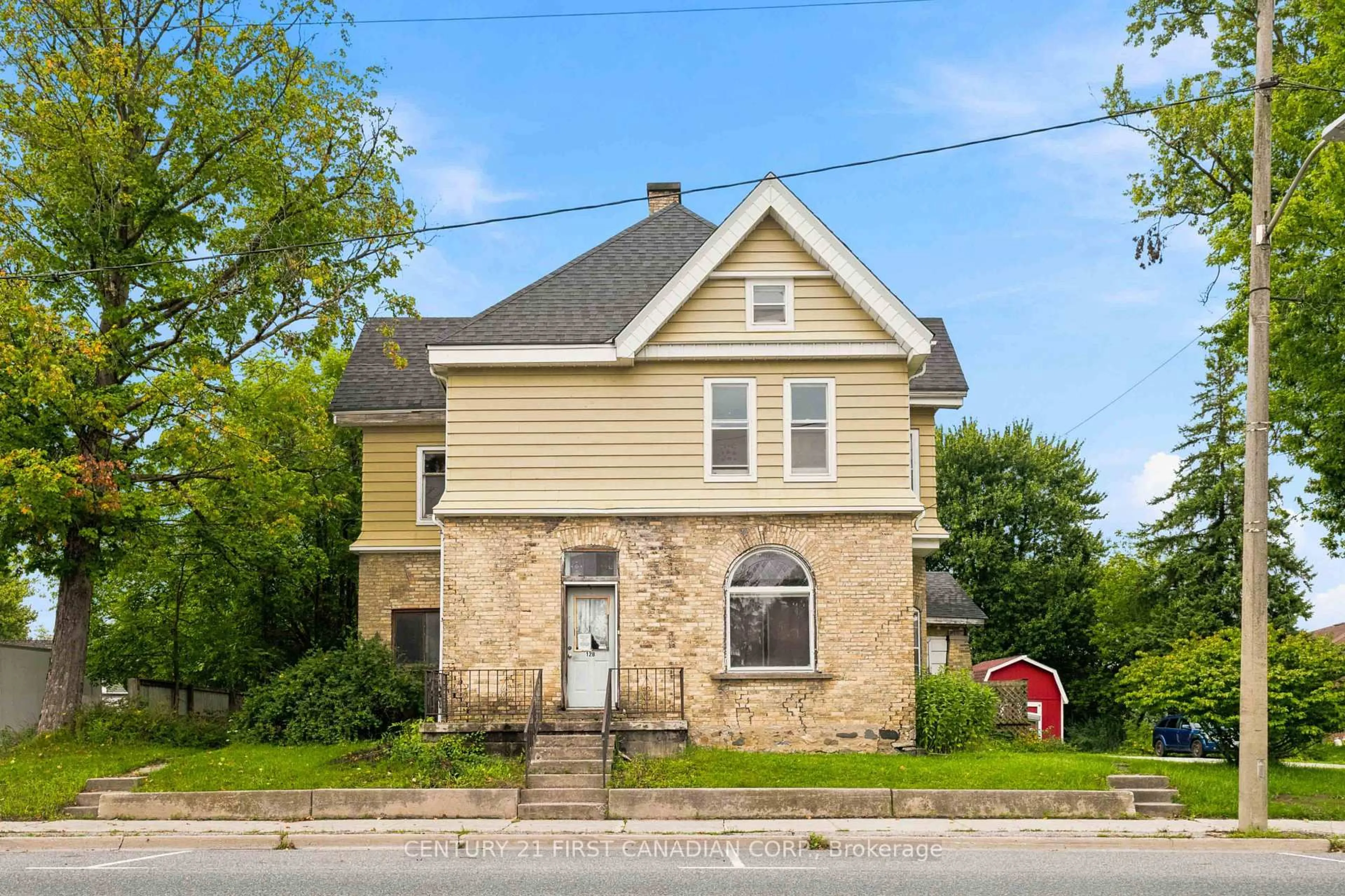 Unknown for 128 Main St, Lucan Biddulph Ontario N0M 2J0