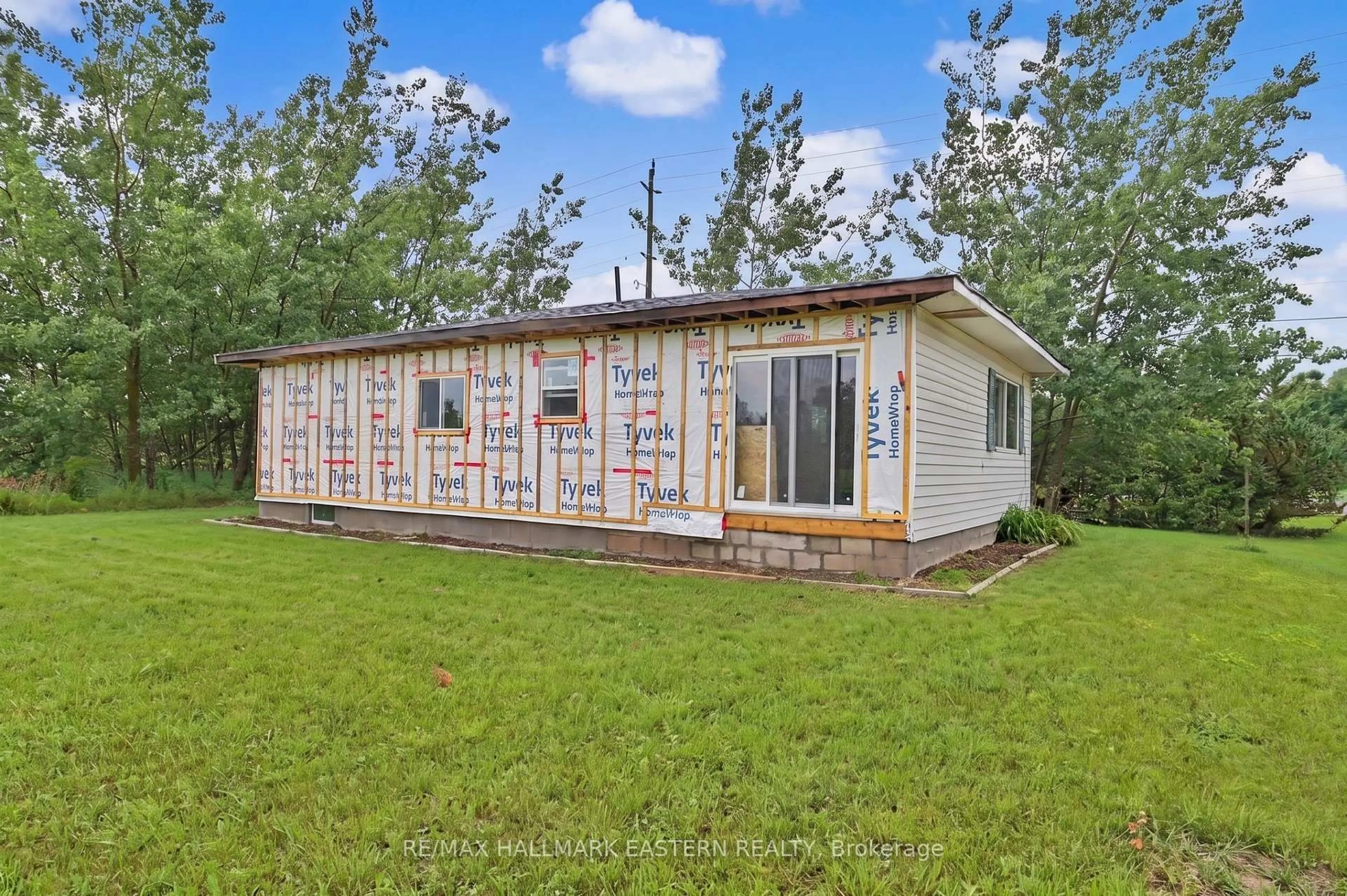Shed for 2260 Buckhorn Rd, Selwyn Ontario K0L 2H0