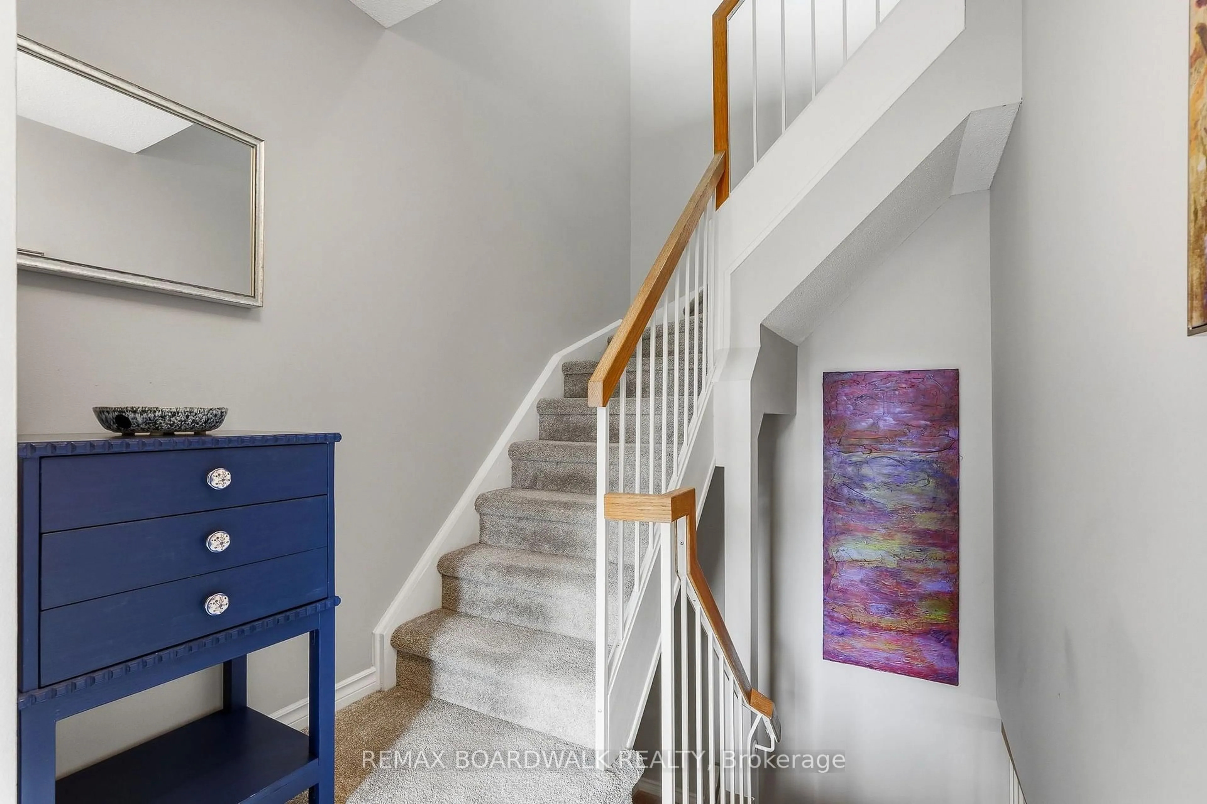 Unknown for 1760 Cabaret Lane #209, Orleans Ontario K4A 2H1