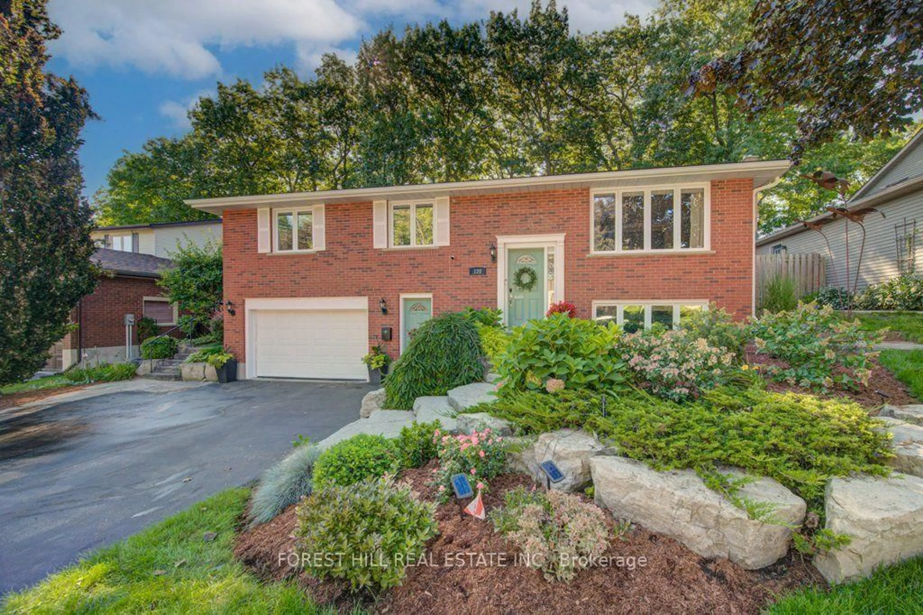Home with brick exterior material, street for 120 Gordon St, Cambridge Ontario N1S 4K8