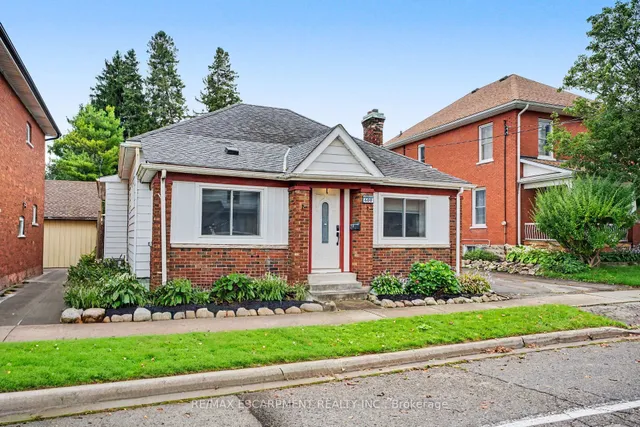 600 PEEL St, Woodstock 2