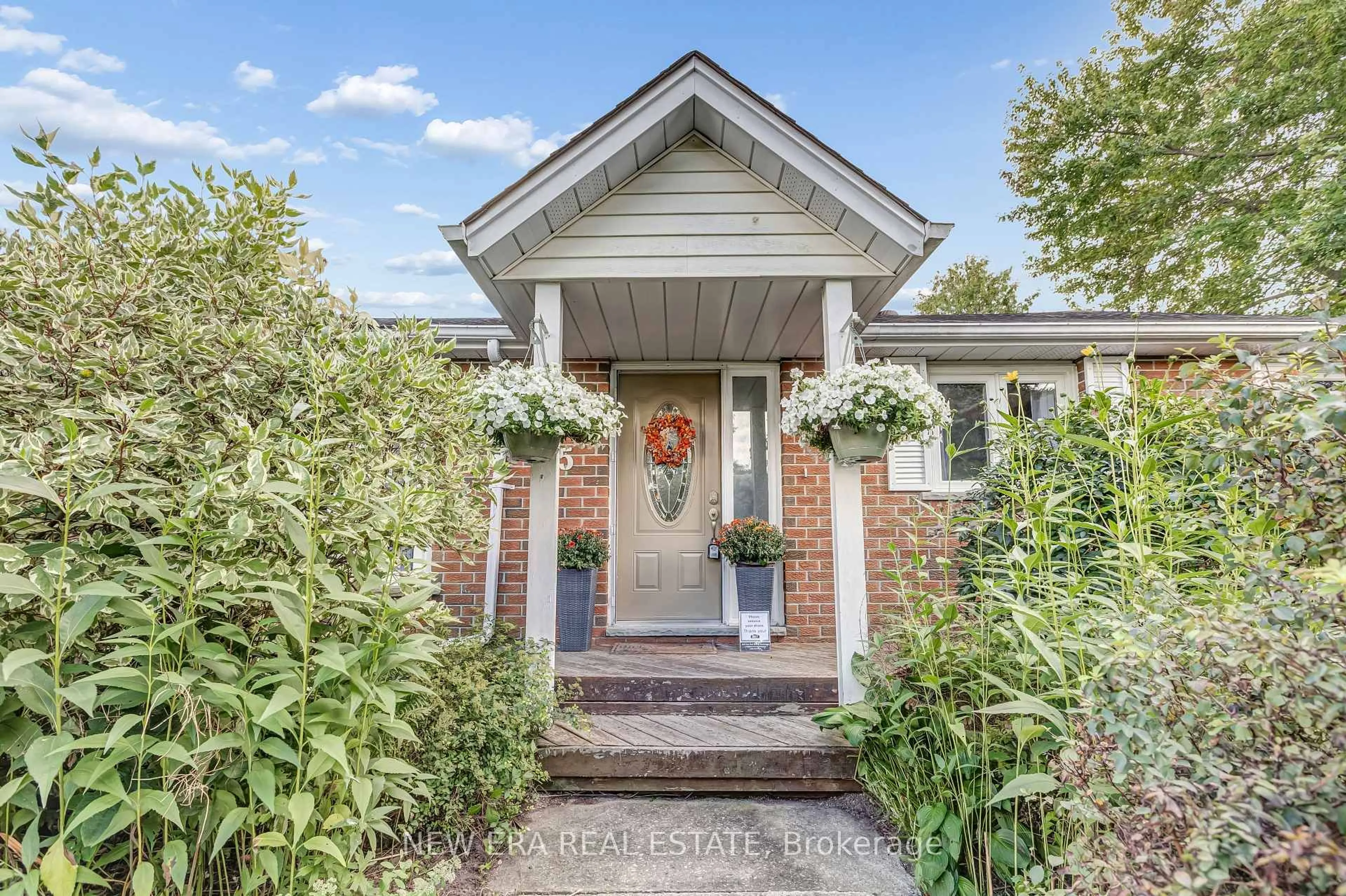 Home with brick exterior material, street for 205 Christie St, Guelph/Eramosa Ontario N0B 2K0