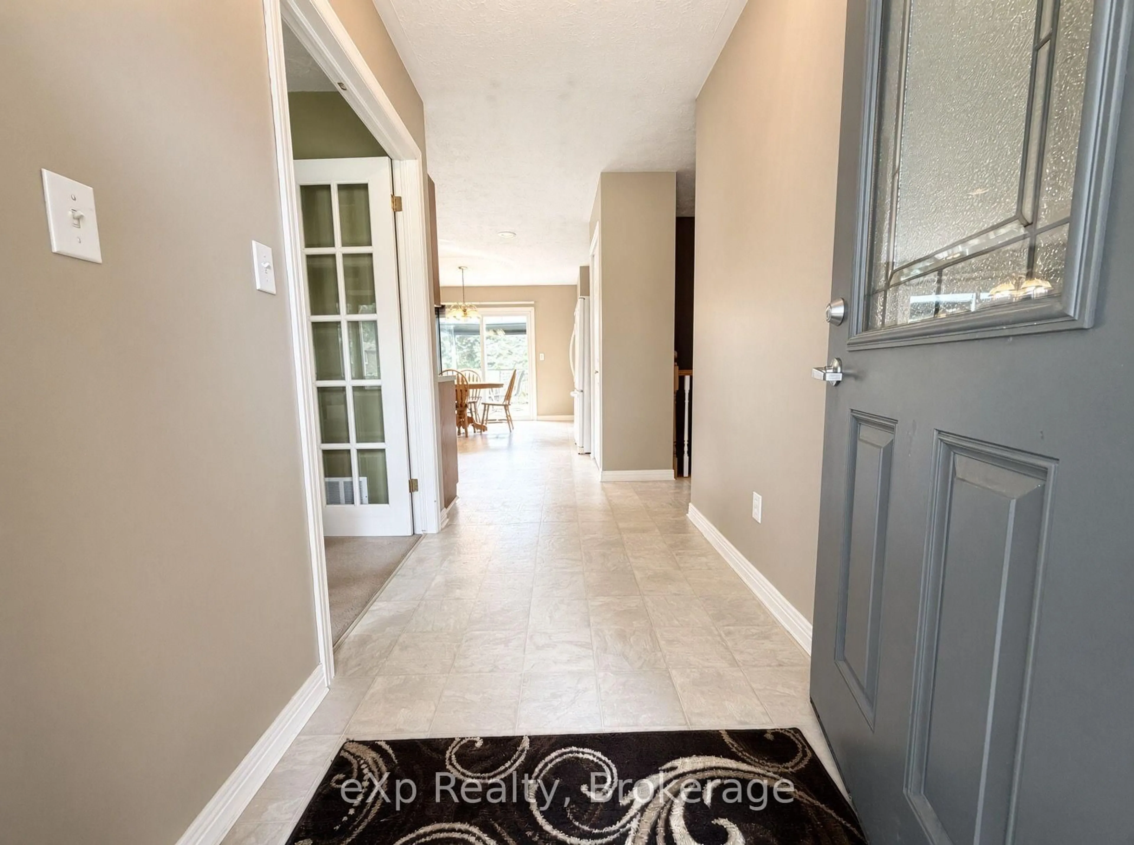 Indoor entryway for 23 Willow St, Brockton Ontario N0G 2V0