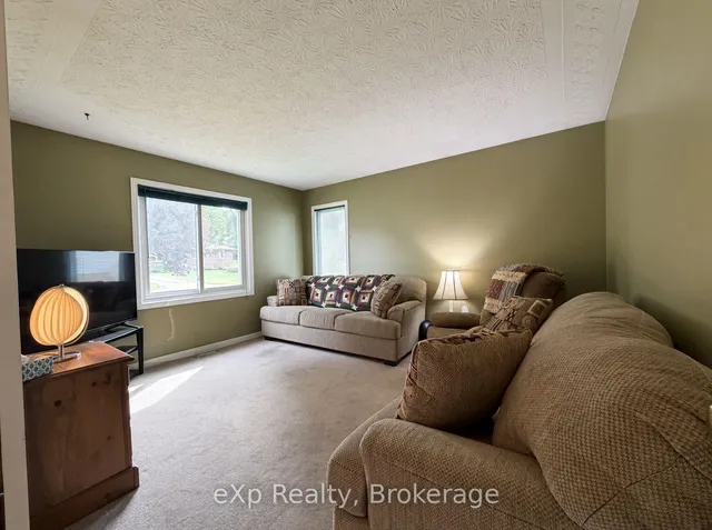 23 Willow St, Brockton 4