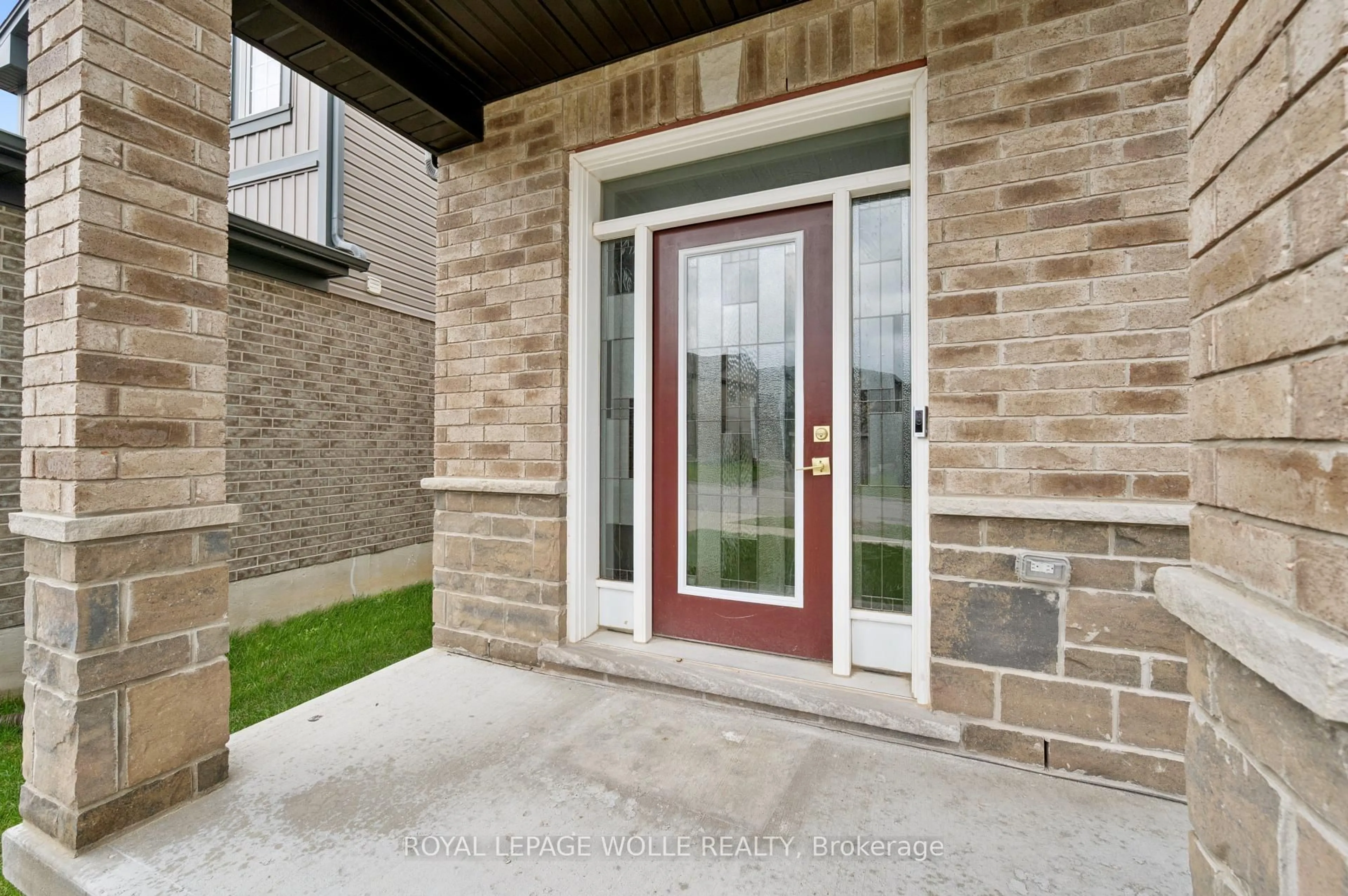 Unknown for 308 Freure Dr, Cambridge Ontario N1S 0C1