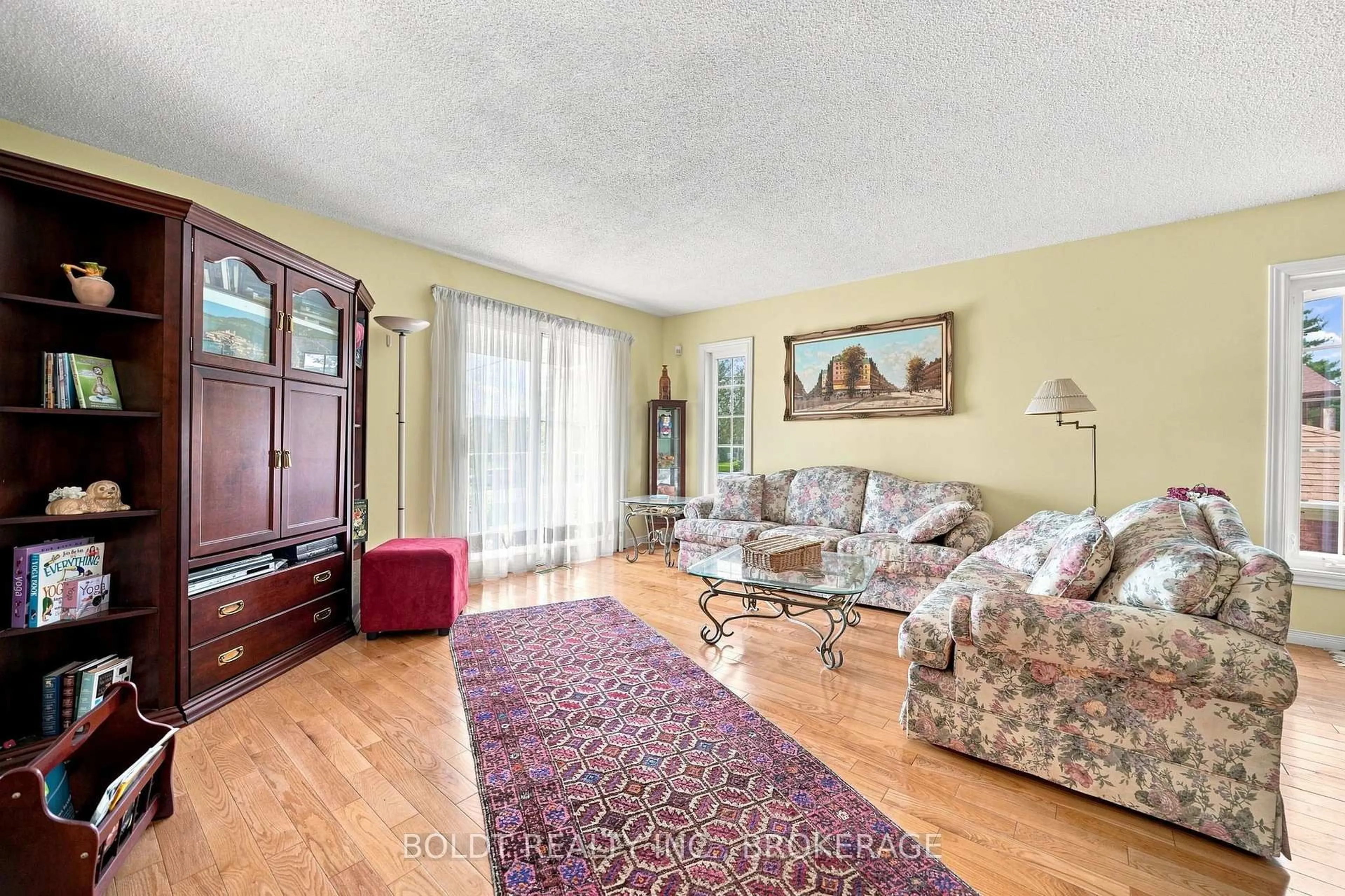 Living room with furniture, unknown for 233 Fruitland Rd, Hamilton Ontario L8E 5J8