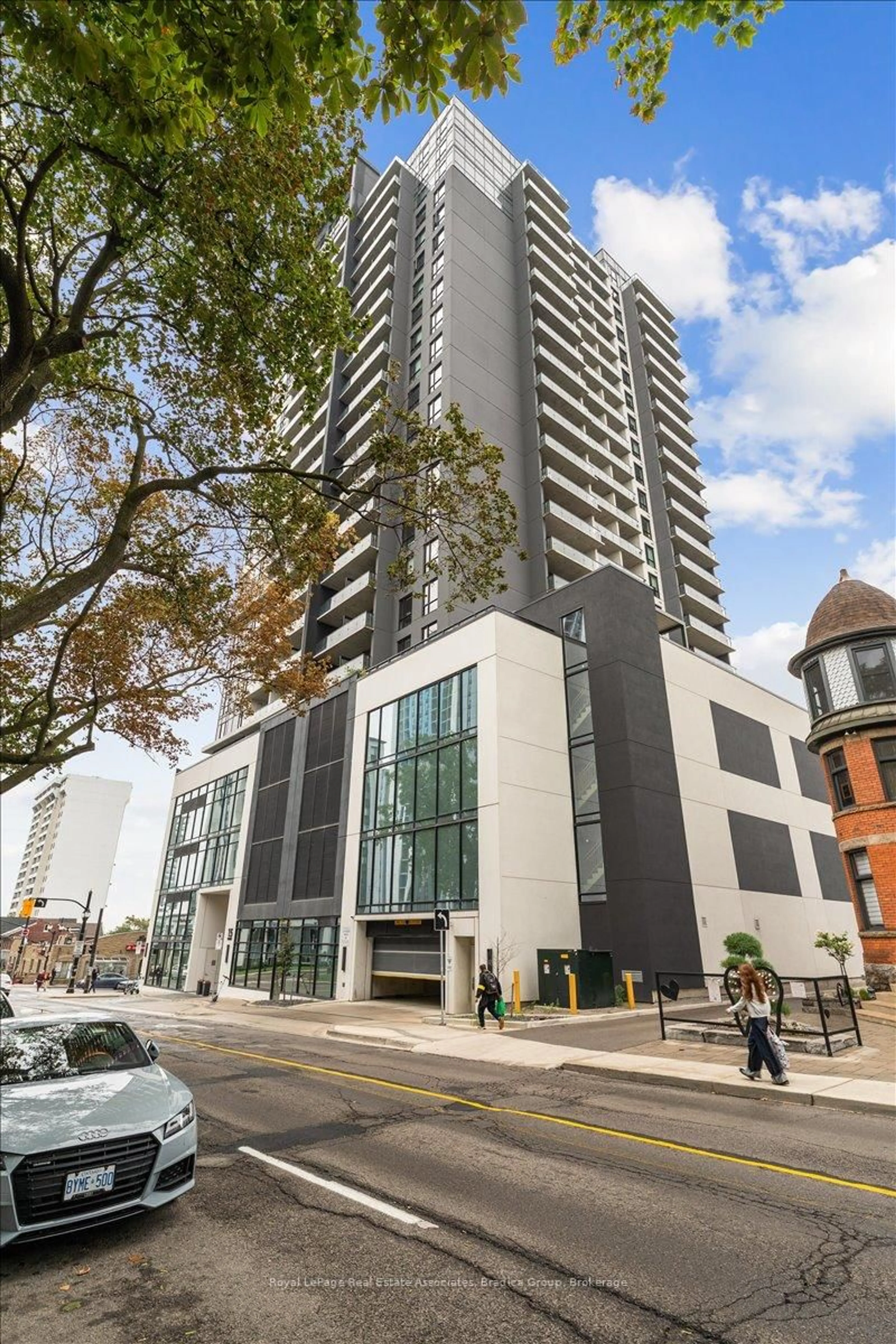 Unknown for 15 Queen St #1111, Hamilton Ontario L8P 0C6
