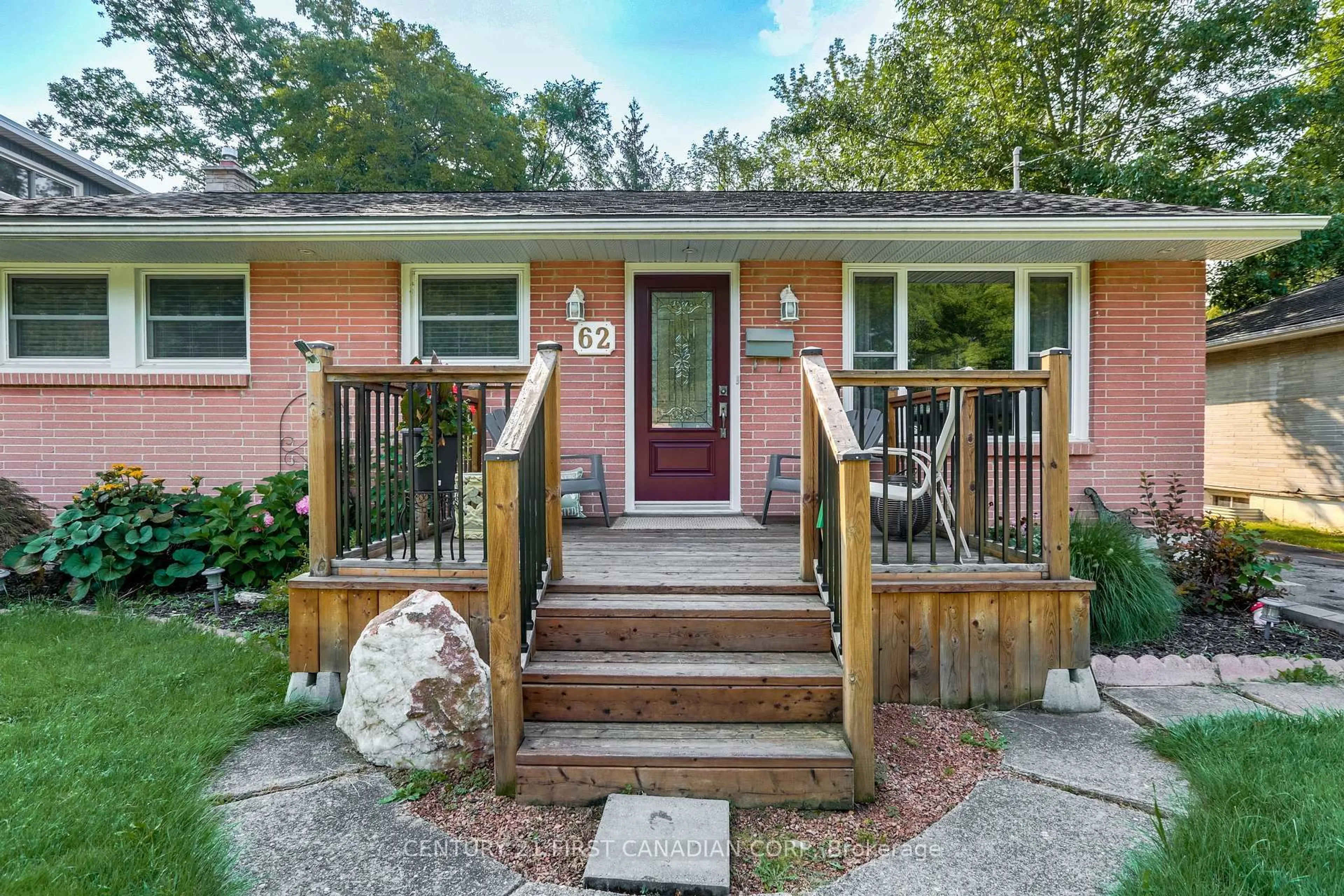 Unknown for 62 Thorncrest Cres, London South Ontario N6J 1K3