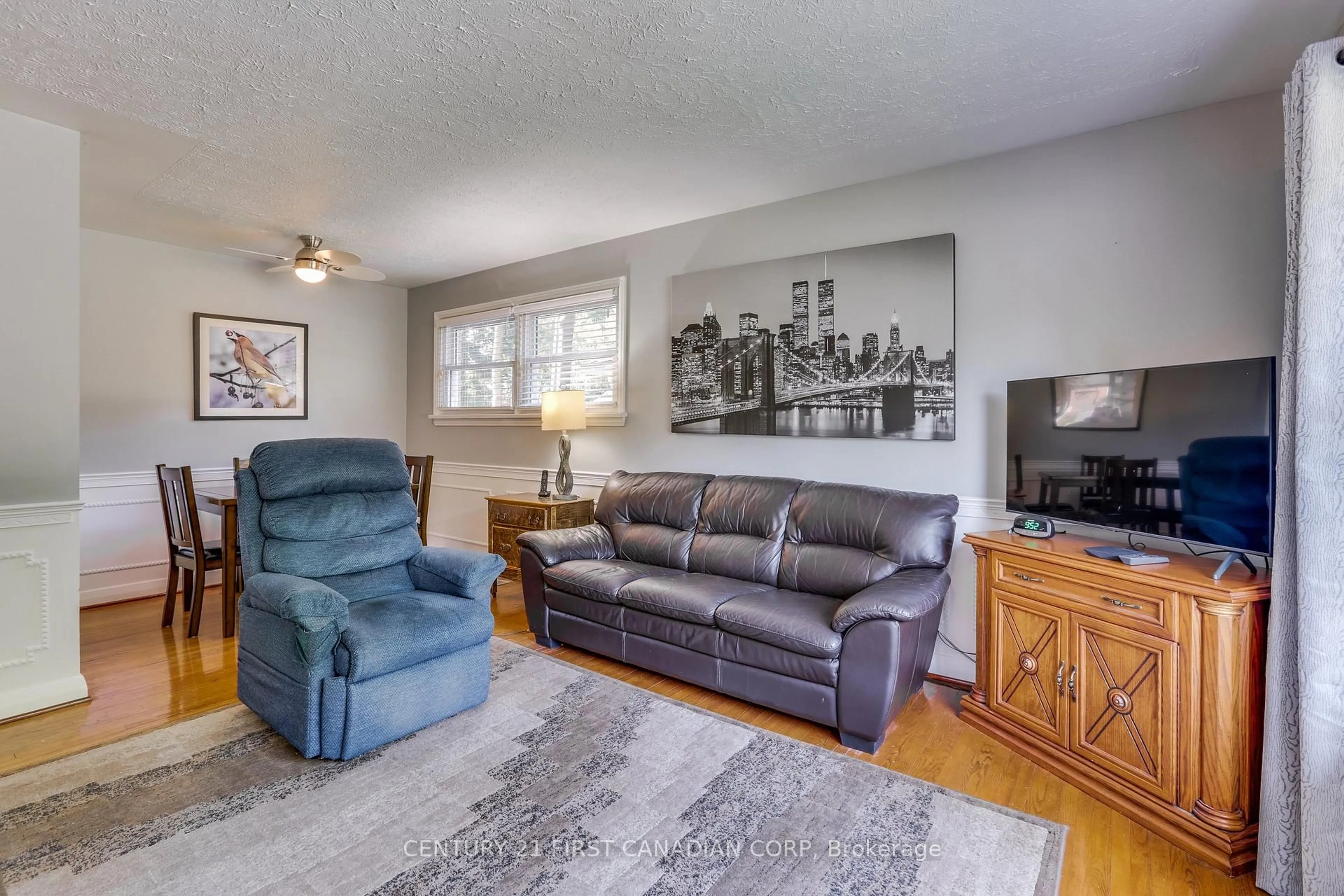 Living room with furniture, unknown for 62 Thorncrest Cres, London South Ontario N6J 1K3