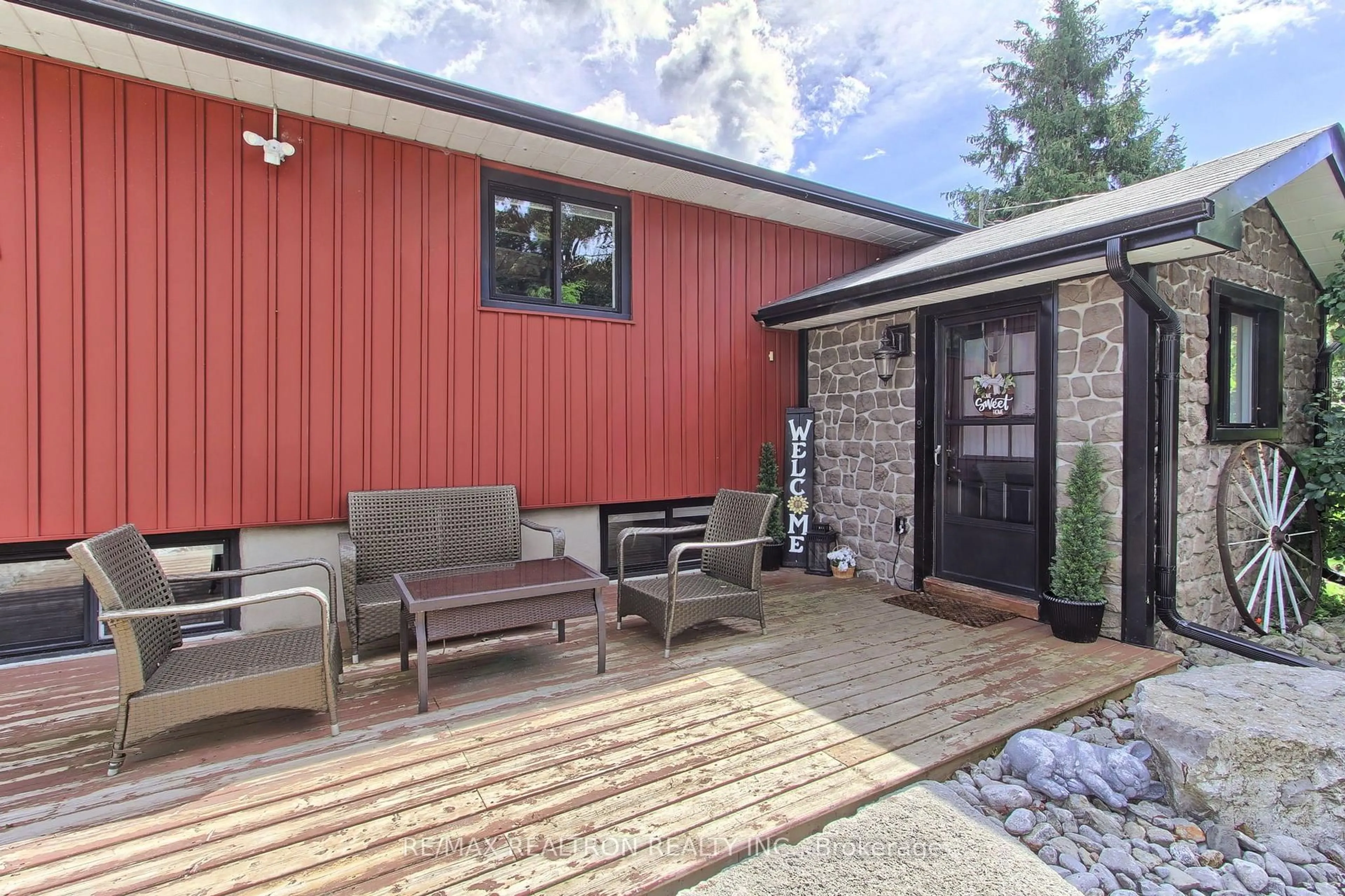 Patio, street for 126 O'Reilly Lane, Kawartha Lakes Ontario K0M 2C0