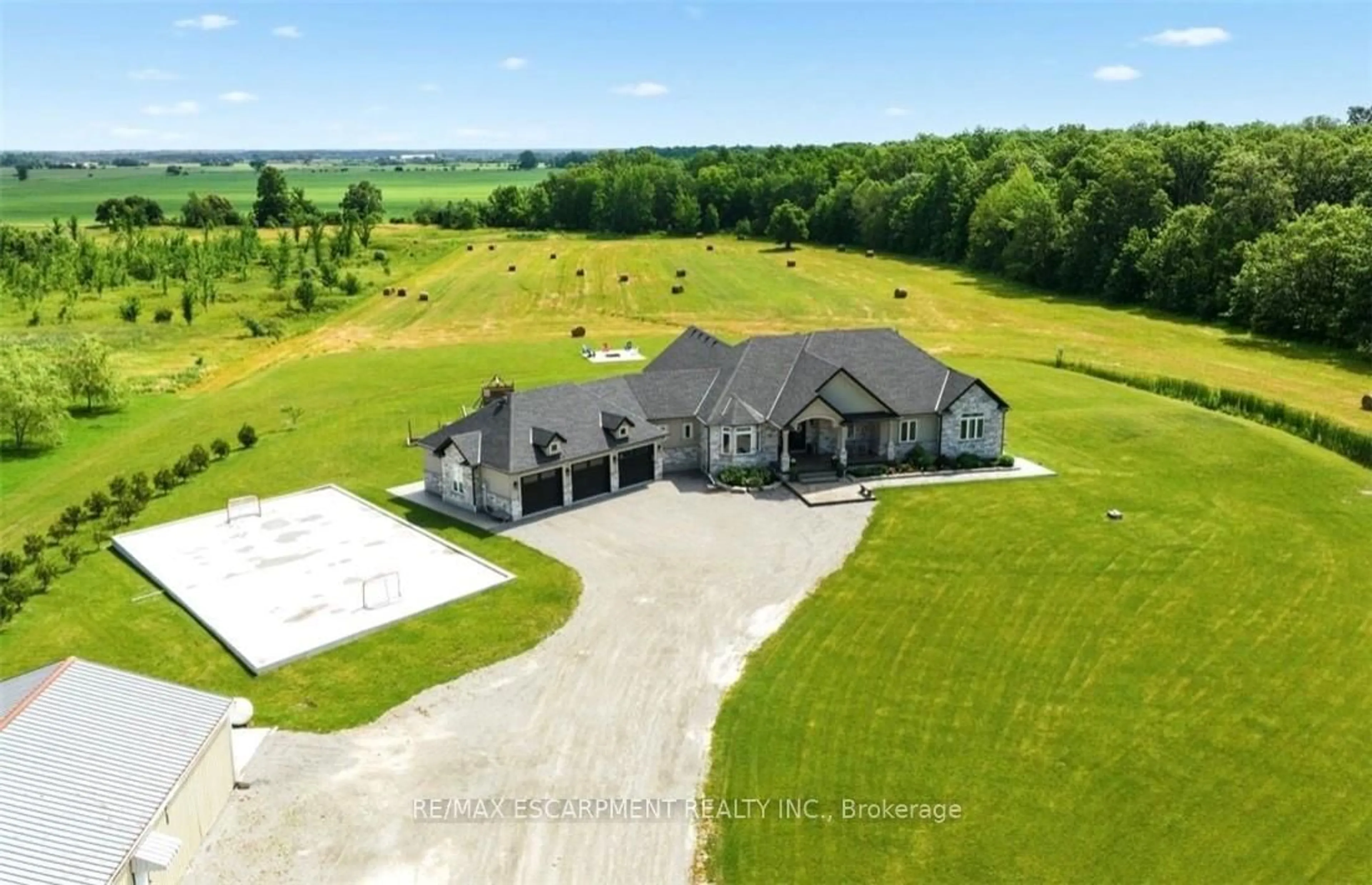 A pic from outside/outdoor area/front of a property/back of a property/a pic from drone, unknown for 148 MOORES Rd, Haldimand Ontario N0A 1R0