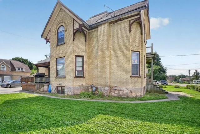 569 Frederick St, Kitchener 2