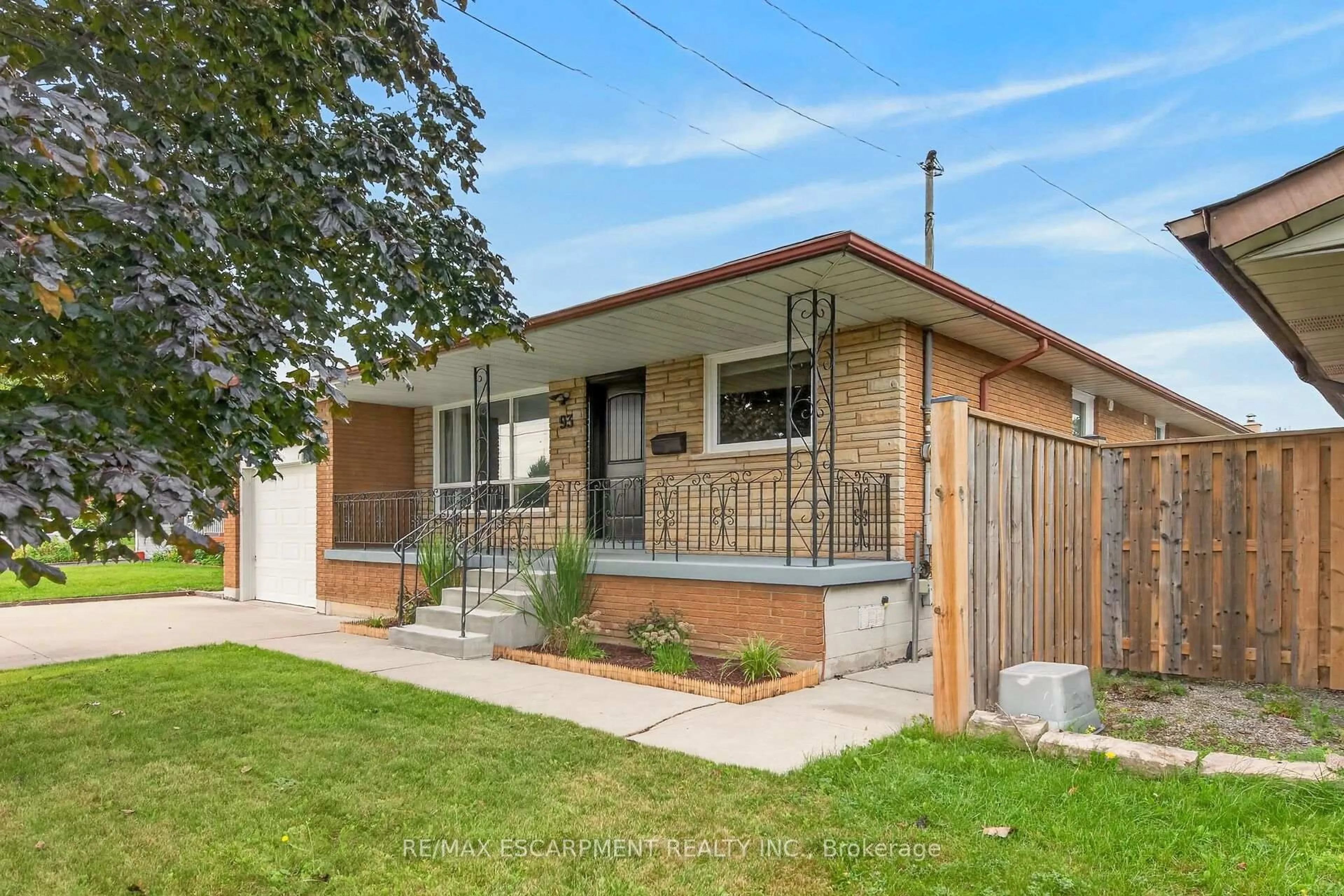 Home with brick exterior material, street for 93 Nugent Dr, Hamilton Ontario L8H 2N1