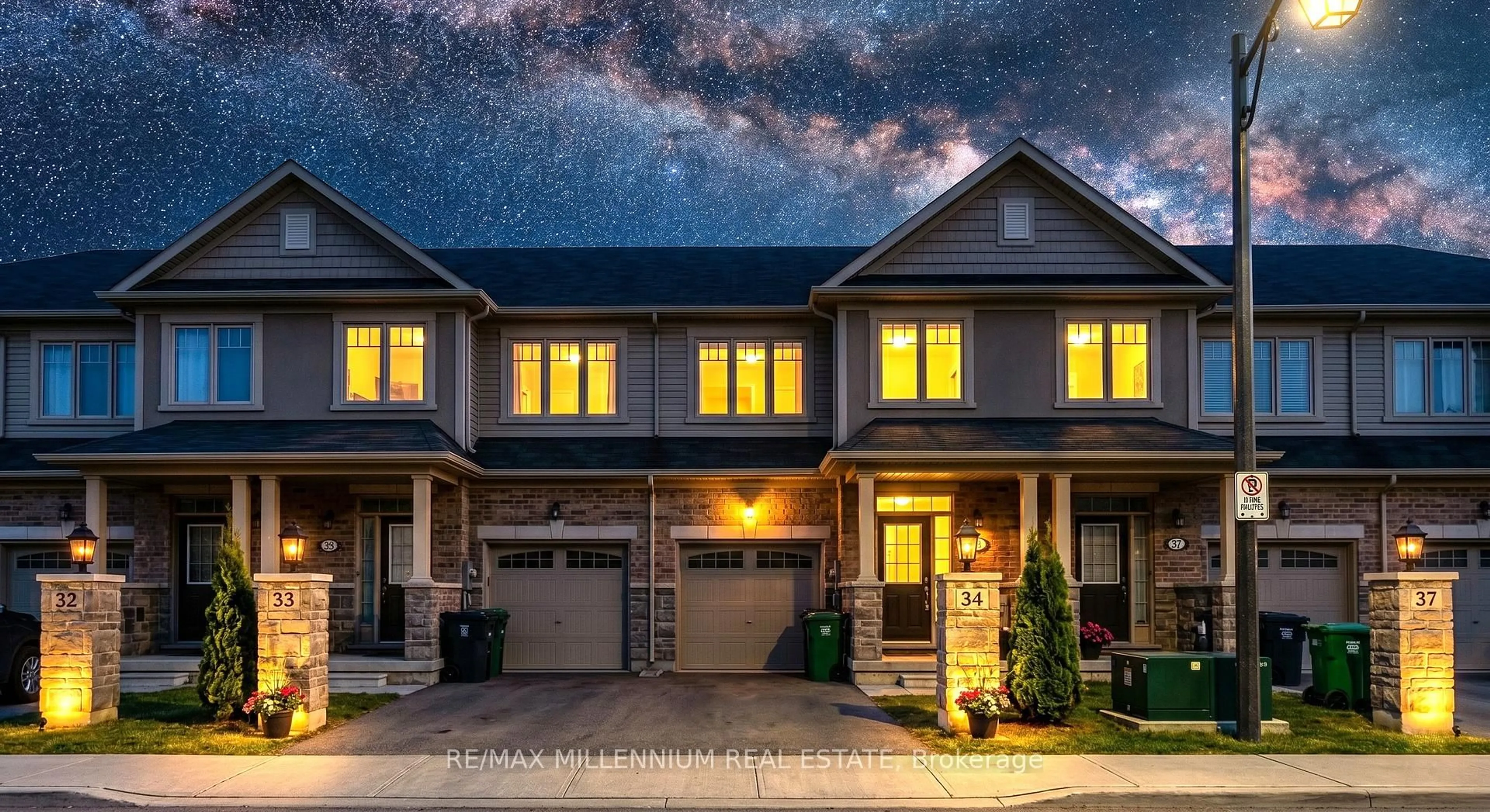 Home with brick exterior material, street for 100 Hollywood Crt #55, Cambridge Ontario N1R 0C5