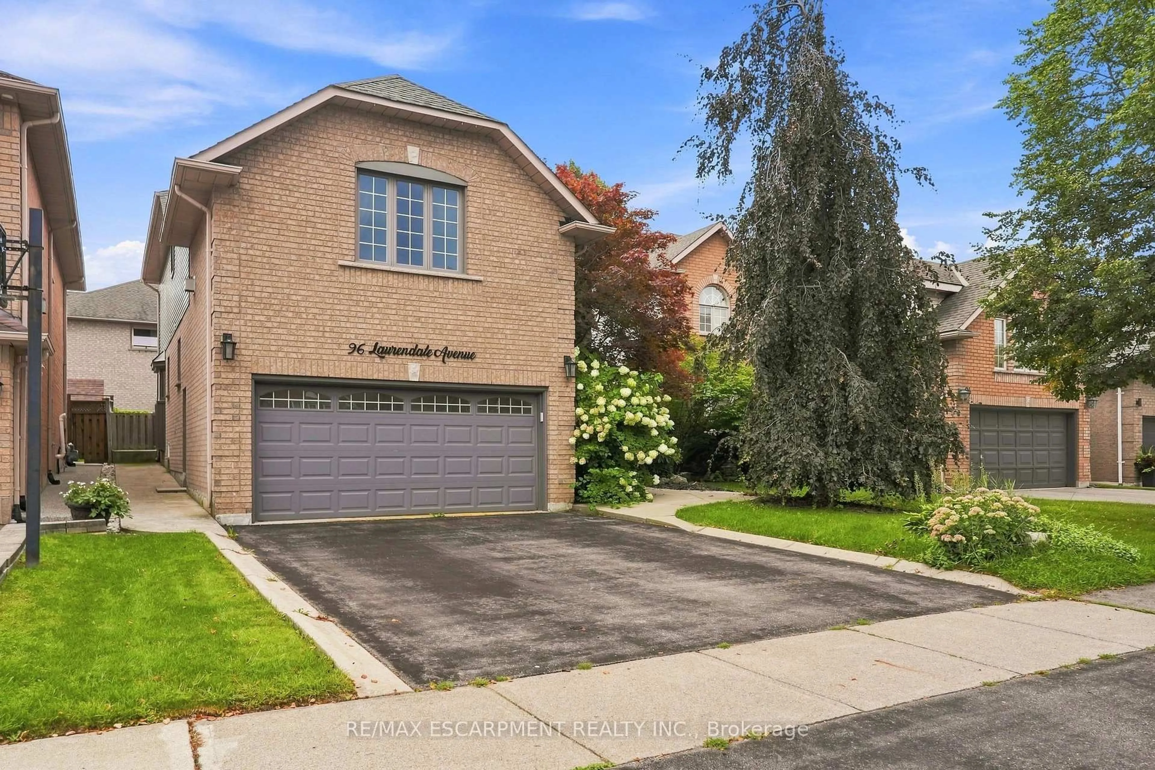 Home with brick exterior material, street for 96 Laurendale Ave, Hamilton Ontario L0R 2H3
