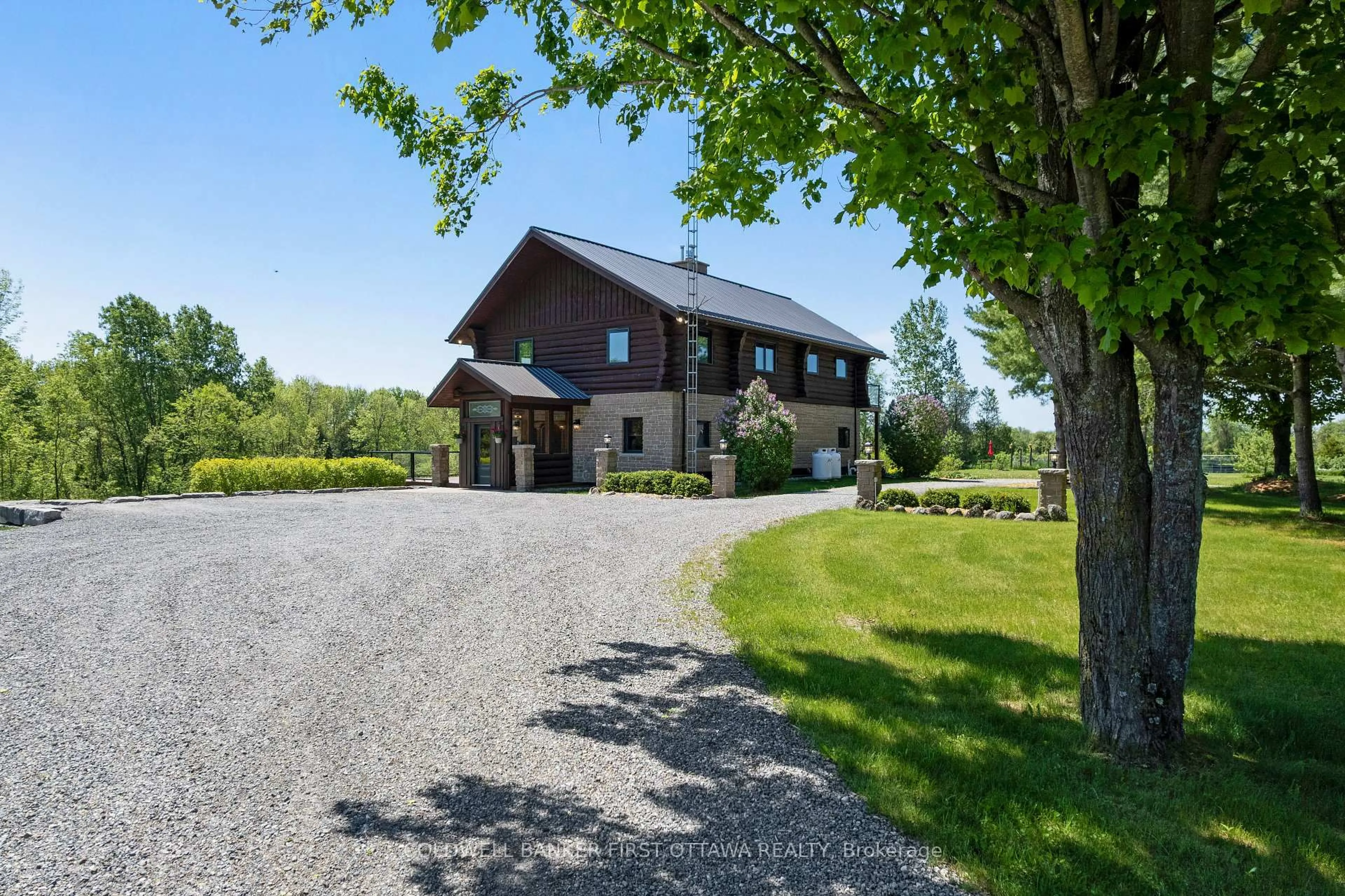A pic from outside/outdoor area/front of a property/back of a property/a pic from drone, unknown for 19067 Highway 7, Perth Ontario K7H 3C6
