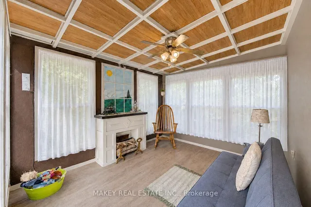 763 Boyle Dr, Woodstock 5
