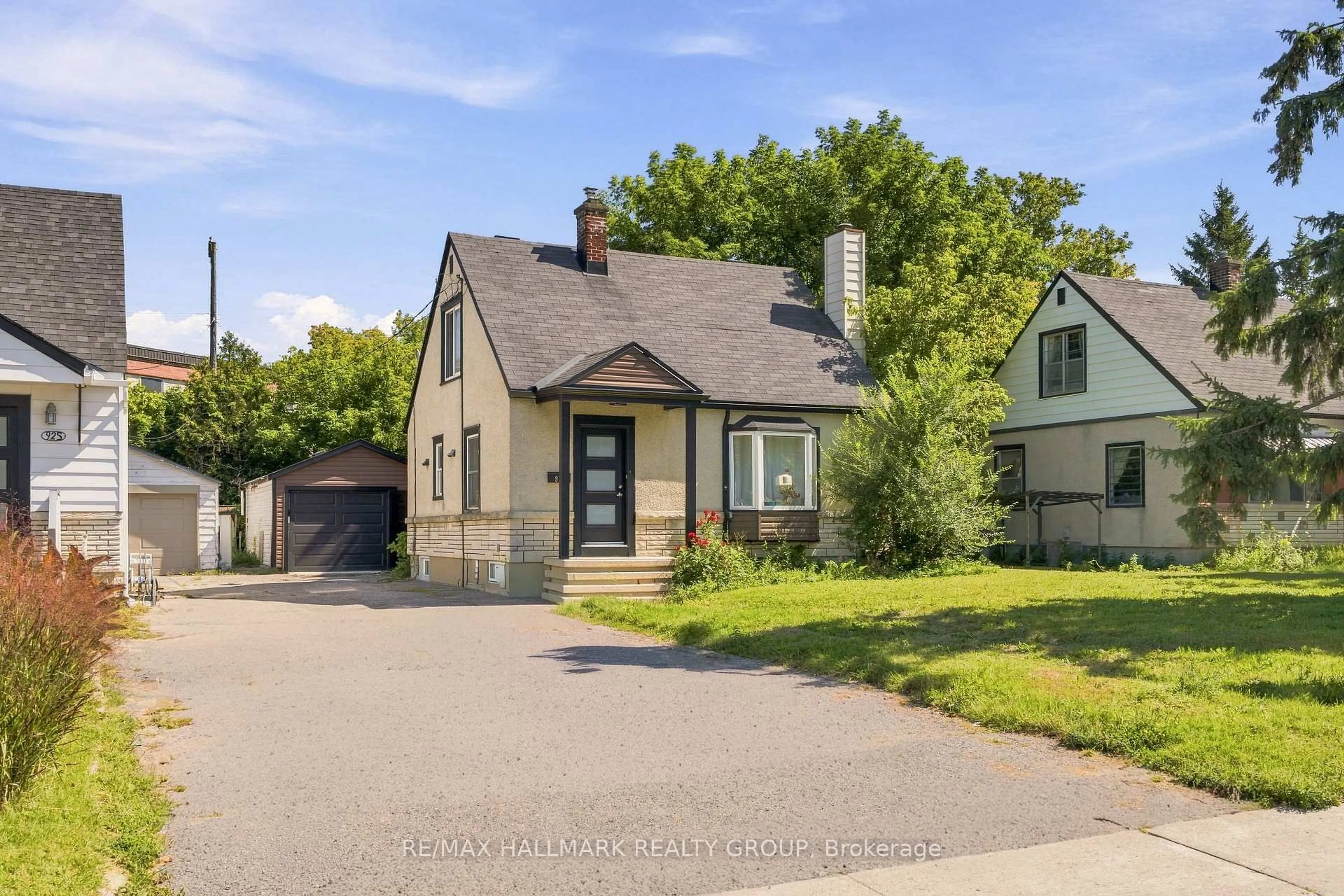 Unknown for 929 Merivale Rd, Ottawa Ontario K1Z 5Z7