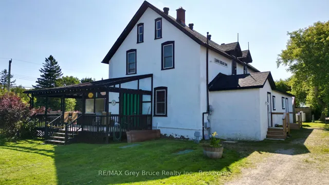8 Helen St, Northern Bruce Peninsula 4
