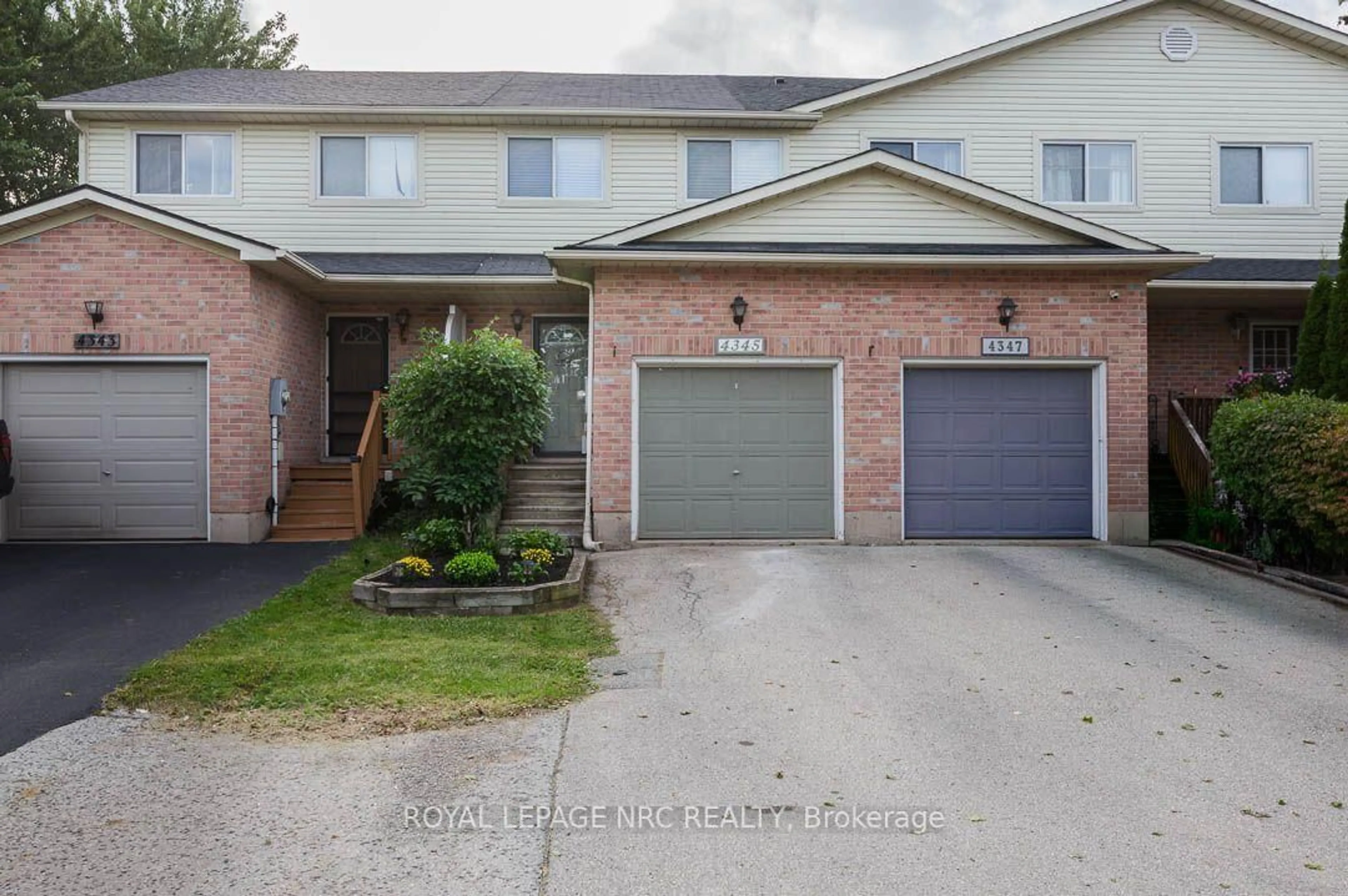 Unknown for 4345 Beverley Cres, Lincoln Ontario L3J 0P6