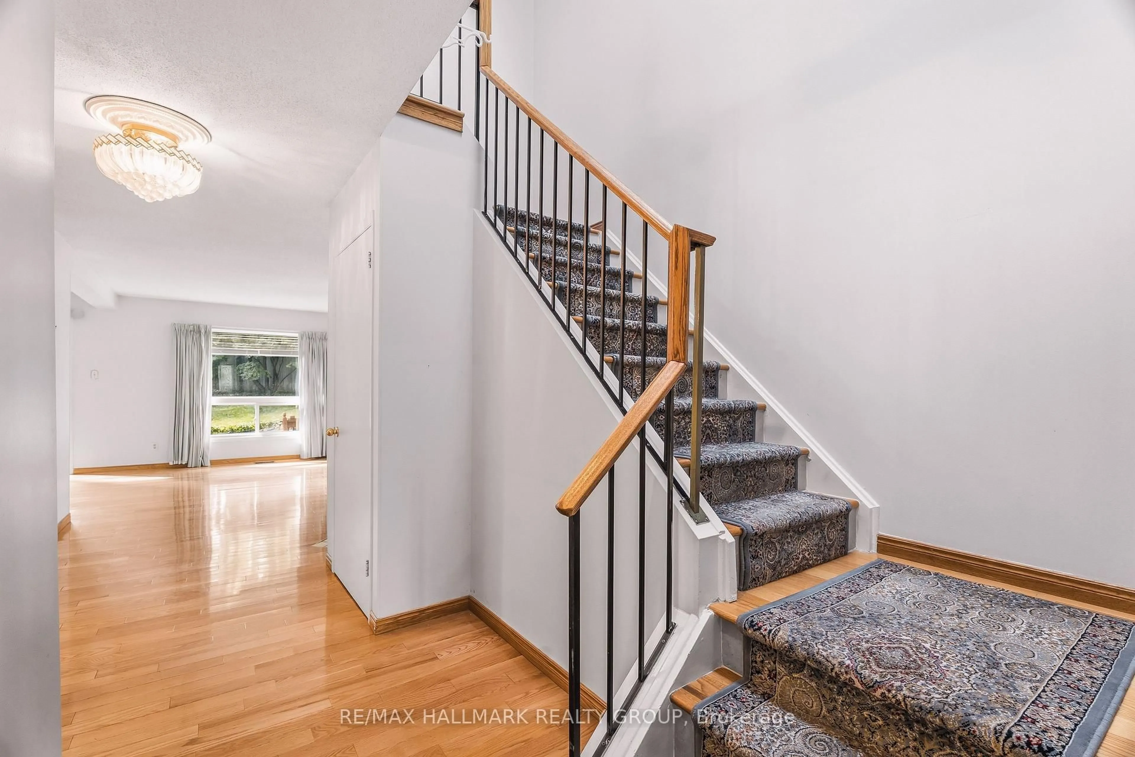 Unknown for 154 Presland Rd, Ottawa Ontario K1K 4J7