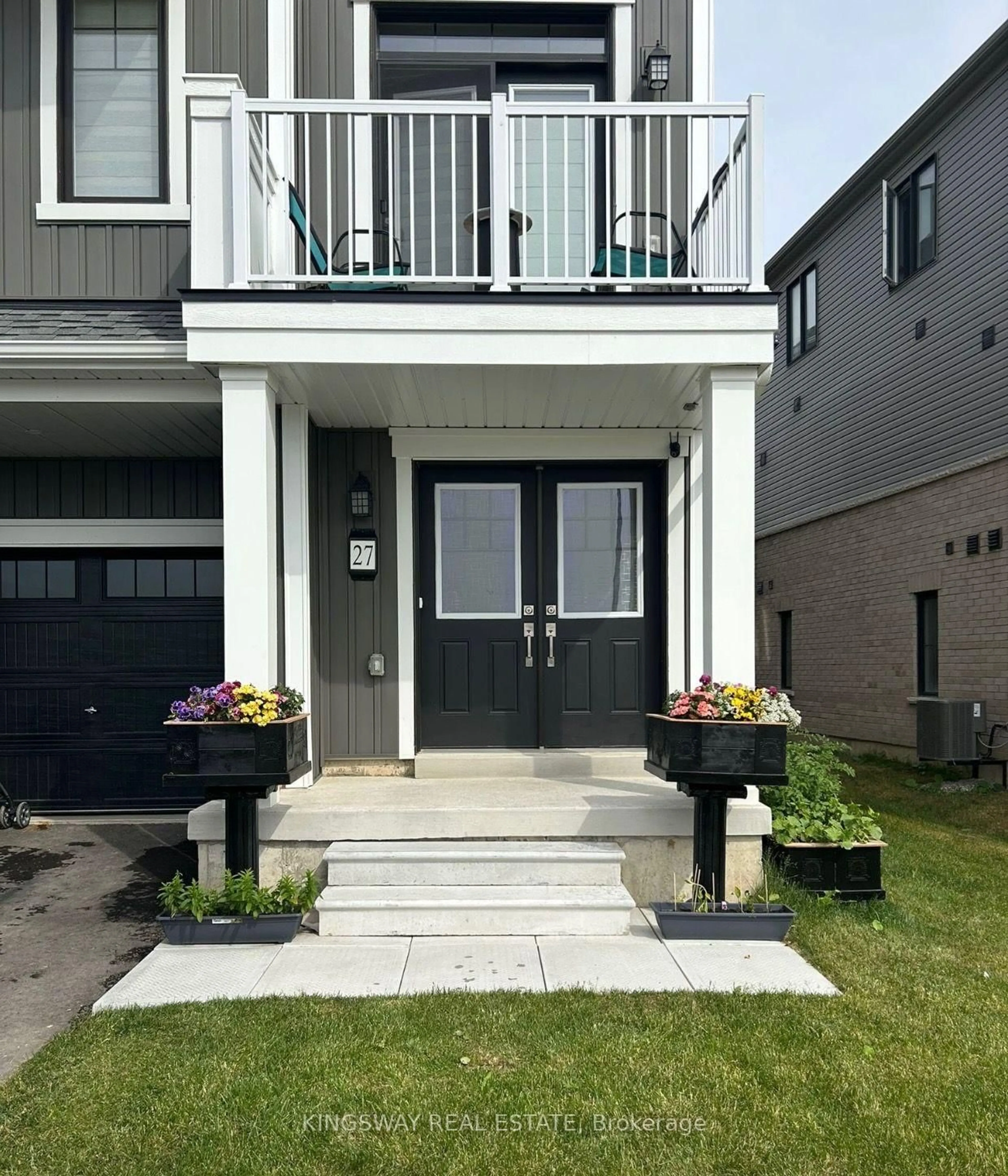 Unknown for 27 Central Market Dr, Haldimand Ontario N3W 0J3