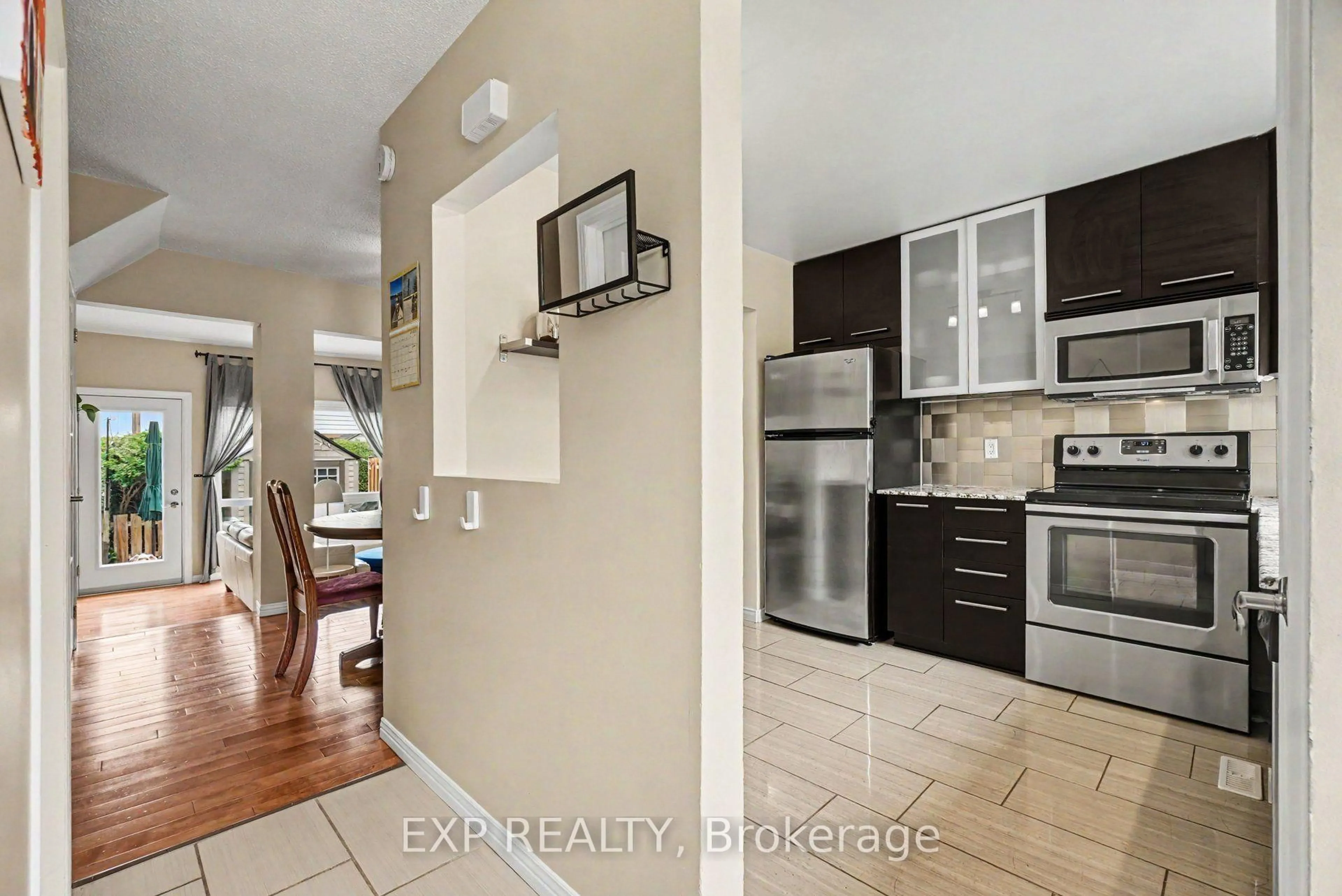 Unknown for 2030 Kelden Cres #35, Ottawa Ontario K1B 4X9