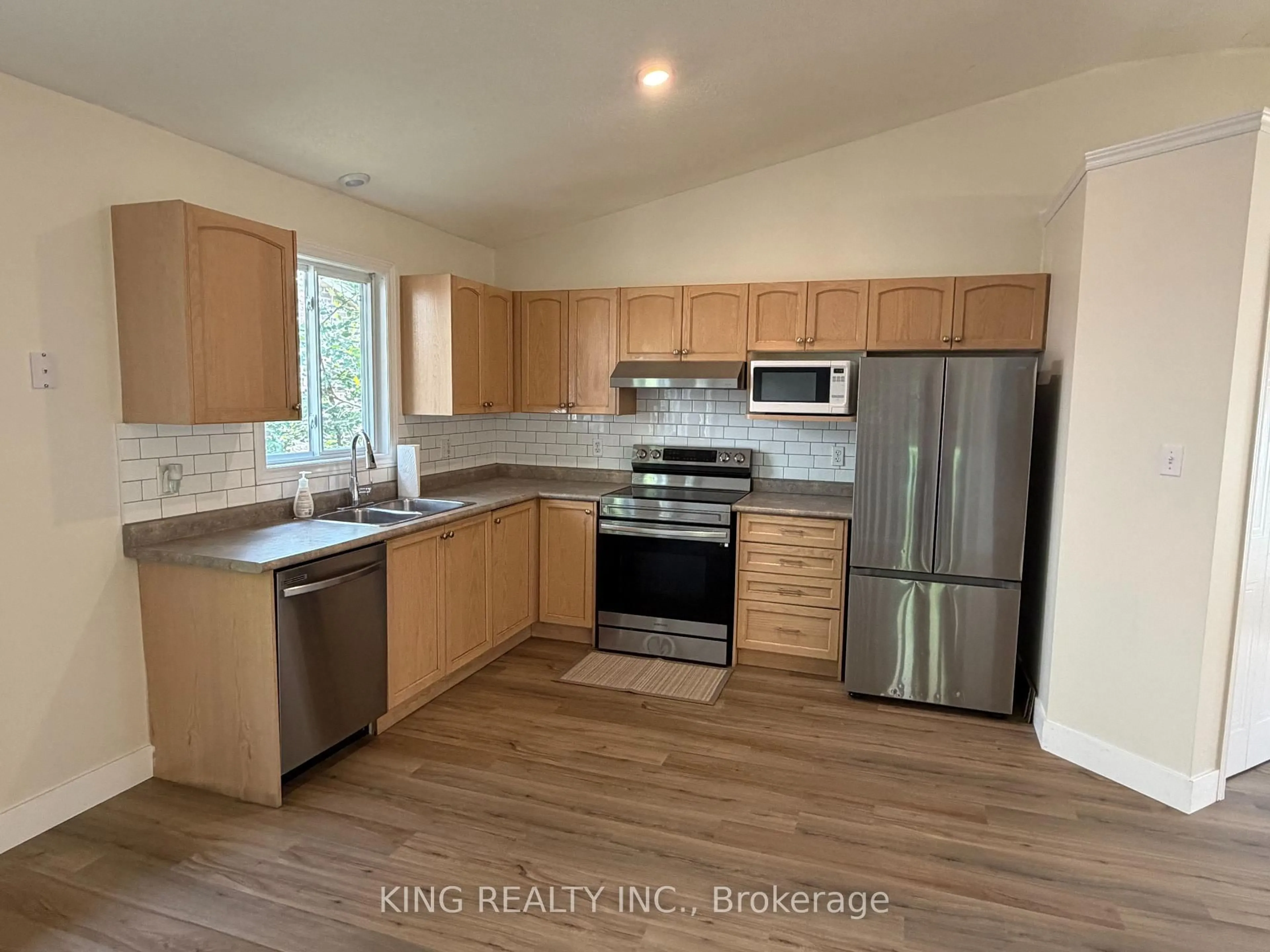 Unknown for 1671 Benjamin Dr, London East Ontario N5V 5K1