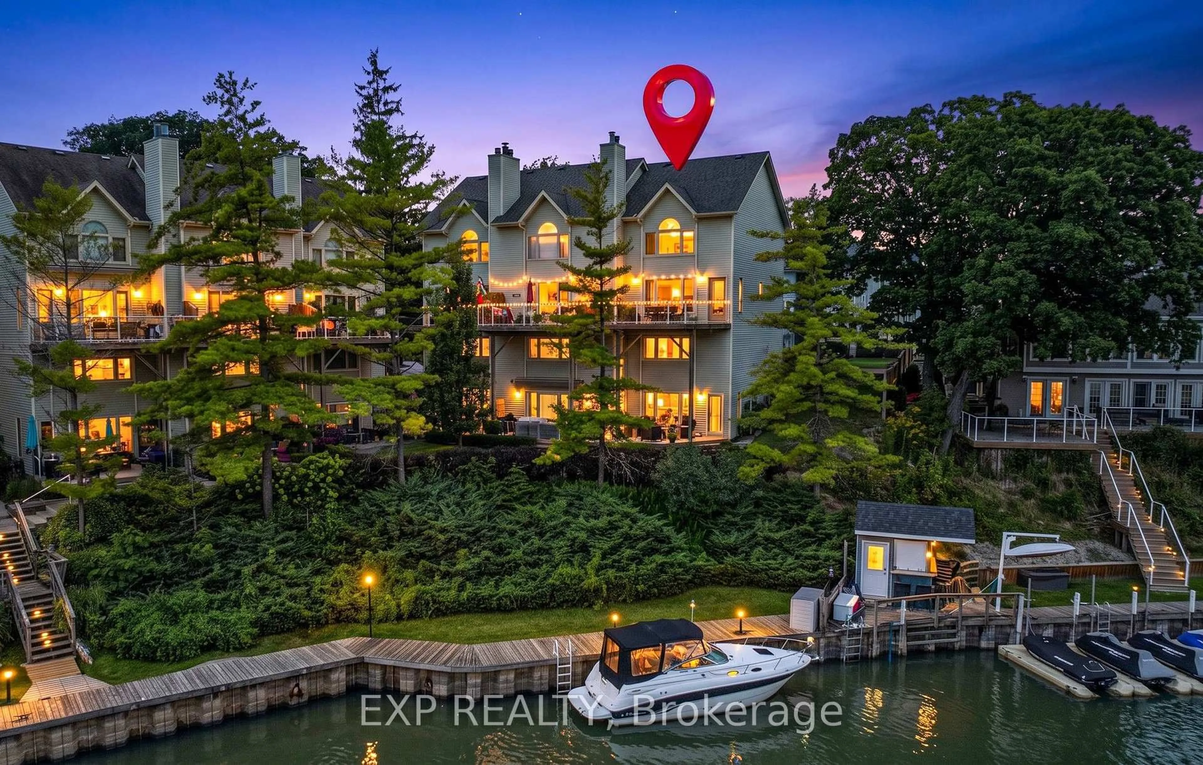 A pic from outside/outdoor area/front of a property/back of a property/a pic from drone, water/lake/river/ocean view for 40 Ontario St #4, Lambton Shores Ontario N0M 1T0