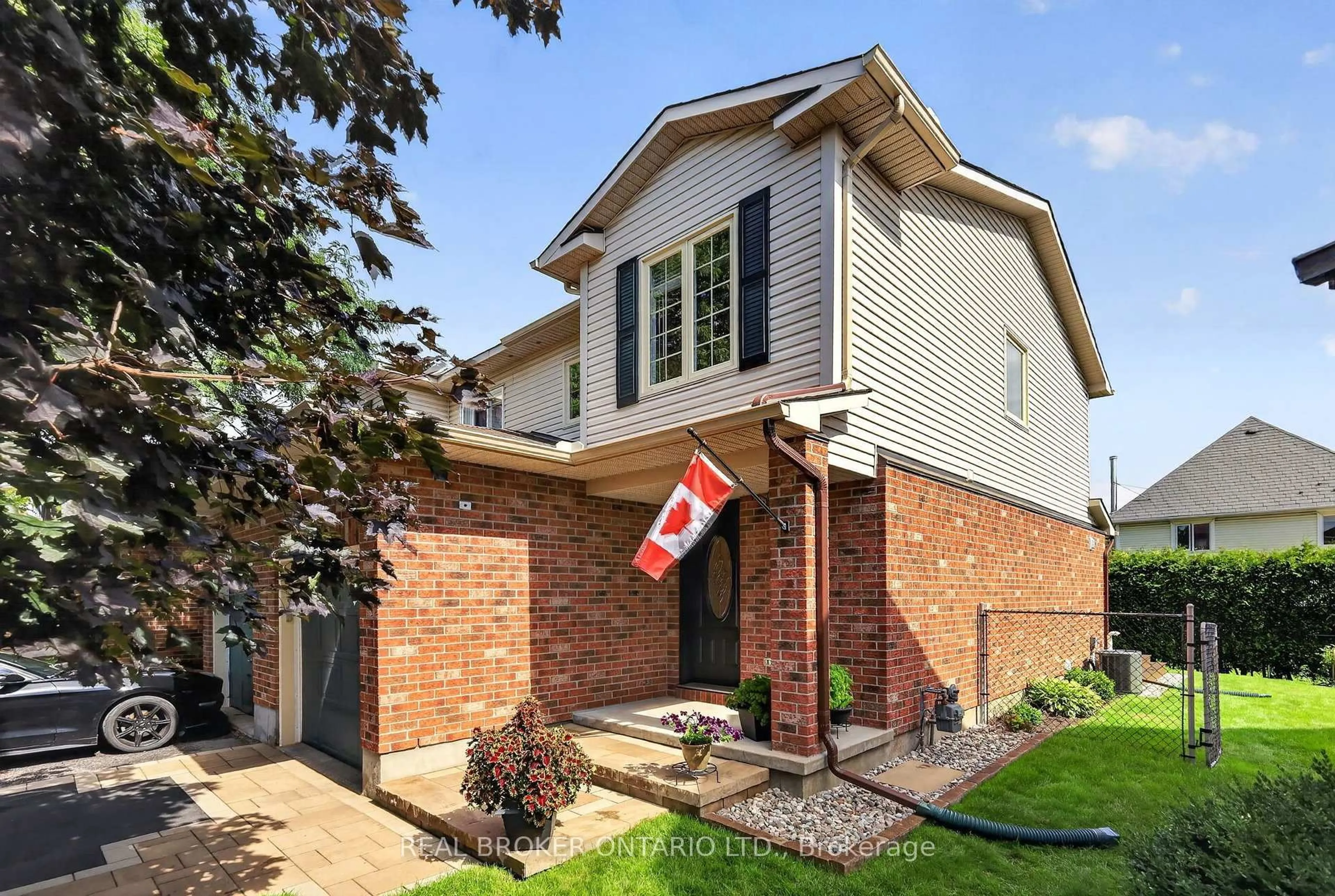 Home with brick exterior material, street for 140 Montana Way, Ottawa Ontario K2J 4M4