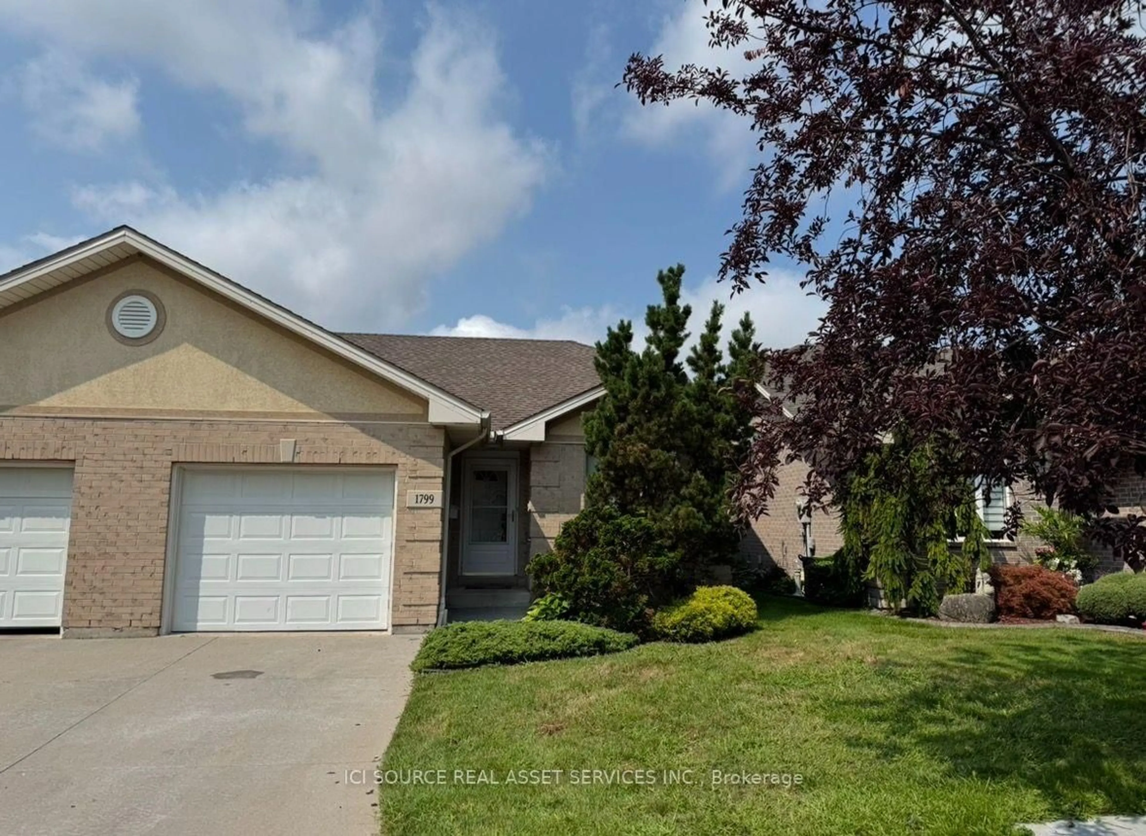 Home with vinyl exterior material, street for 1799 Castleton Ave, Windsor Ontario N8P 1P5