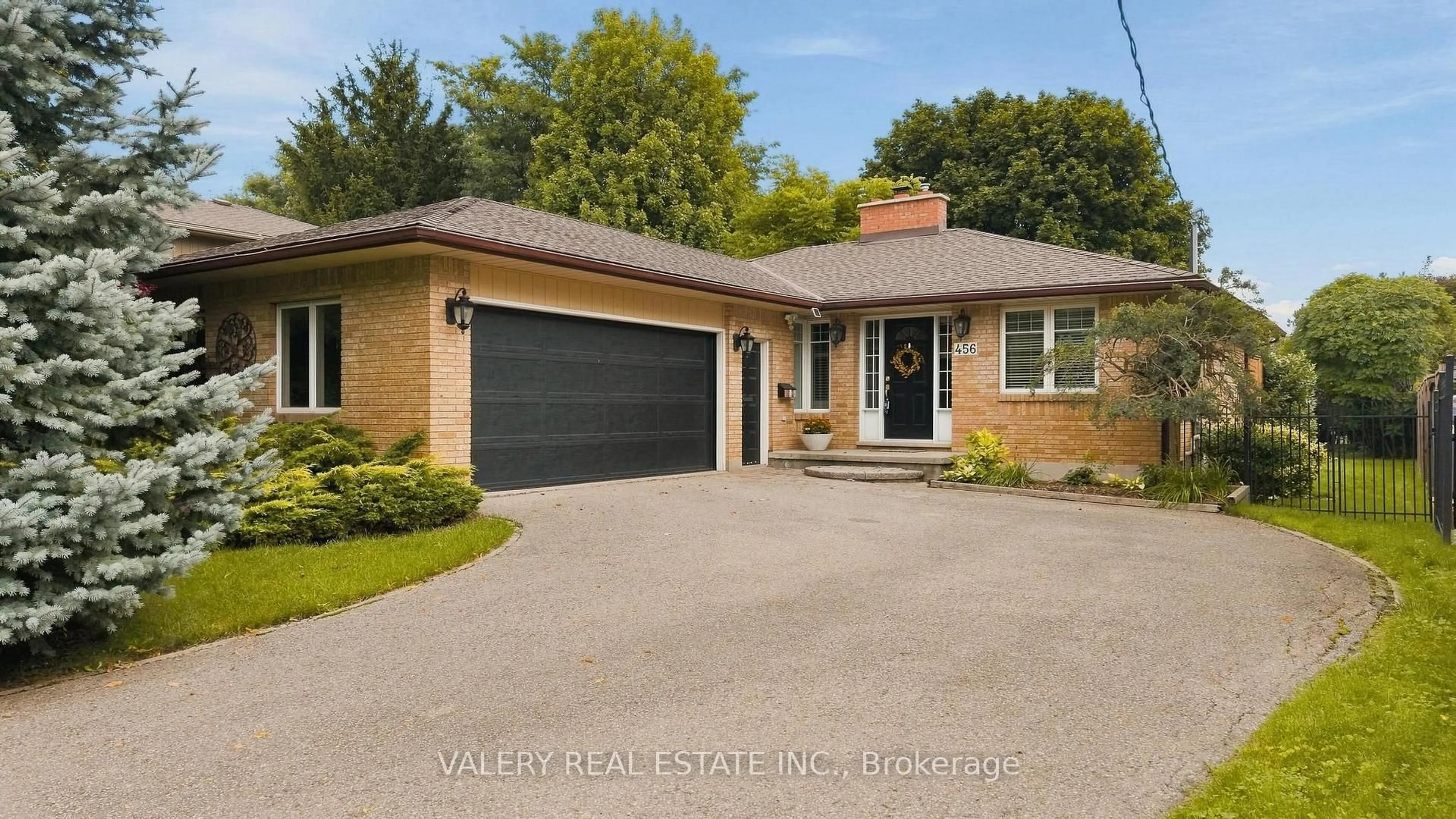 Home with brick exterior material, street for 456 Lorindale St, Waterloo Ontario N2K 2P6