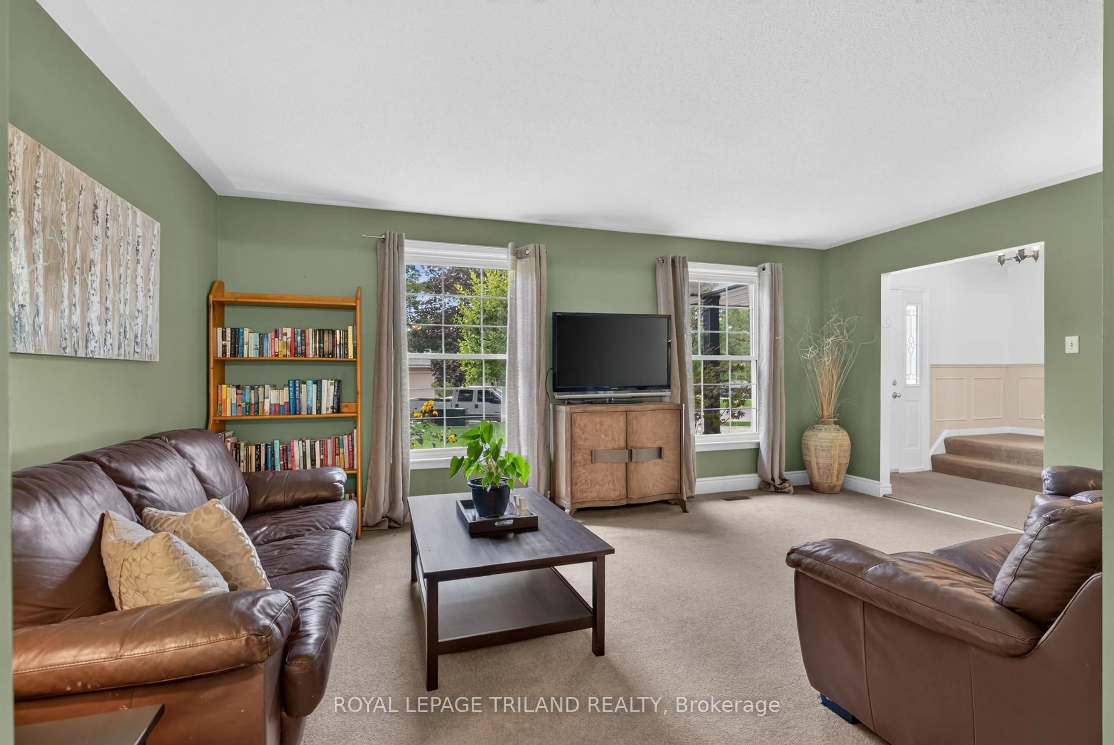 Living room with furniture, unknown for 165 Camden Cres, London North Ontario N5X 2J6
