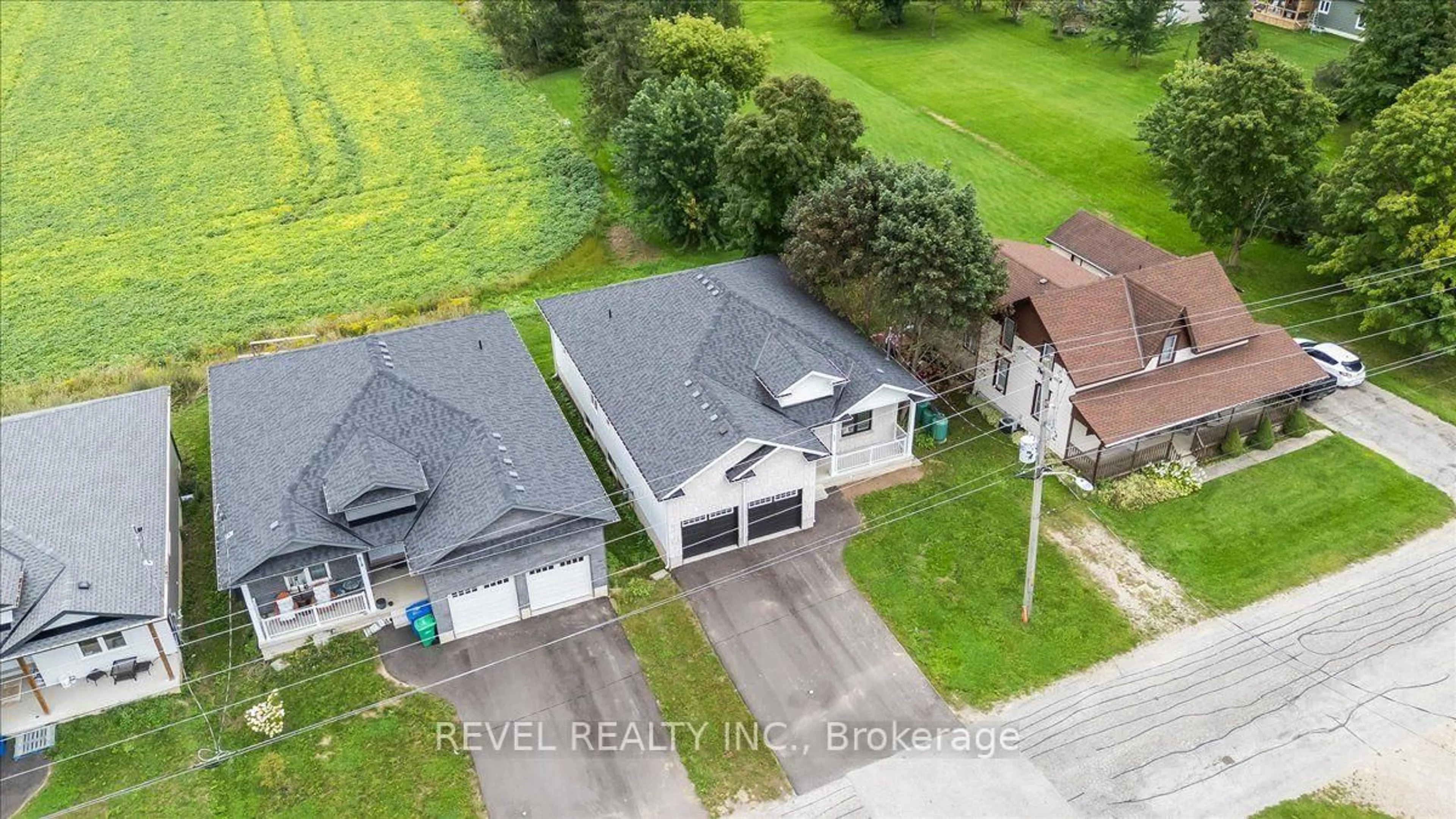 A pic from outside/outdoor area/front of a property/back of a property/a pic from drone, water/lake/river/ocean view for 221 Forler St, West Grey Ontario N0G 2M0