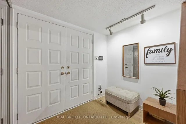 2316 French Hill Rd, Ottawa 4