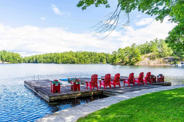 1240 North Kahshe Lake Rd #2, Gravenhurst 3