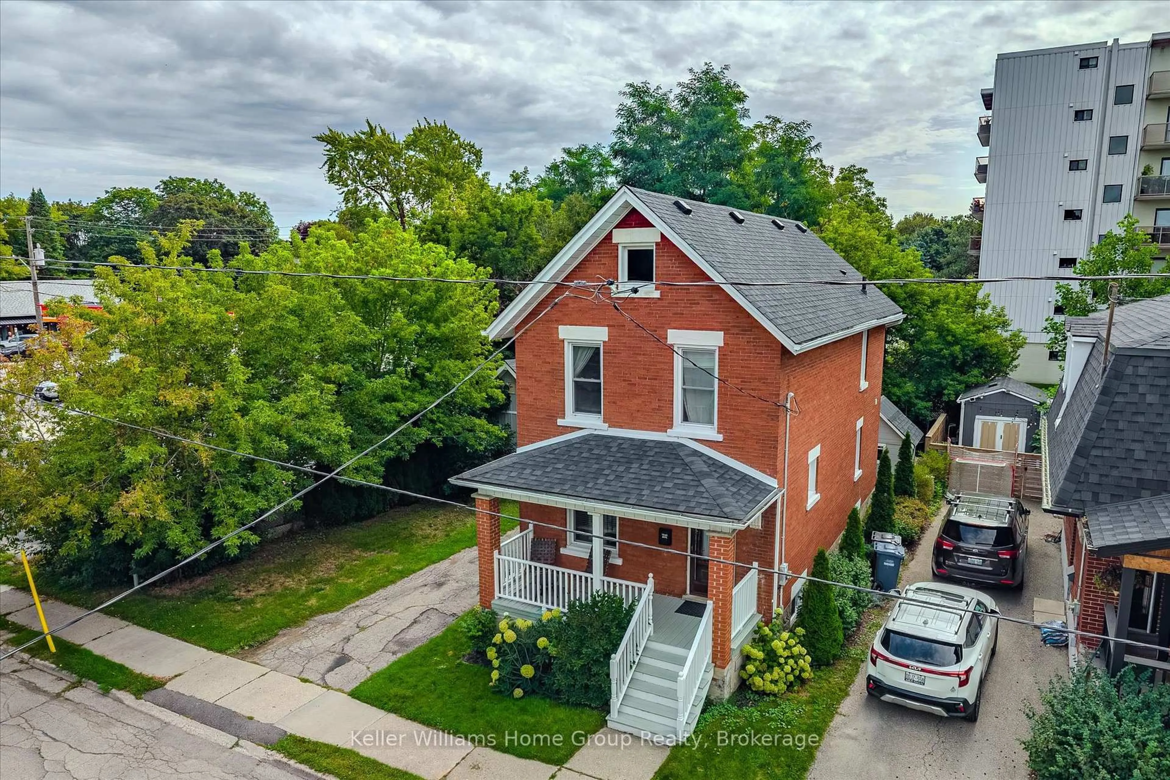 A pic from outside/outdoor area/front of a property/back of a property/a pic from drone, street for 14 Verney St, Guelph Ontario N1H 1N4