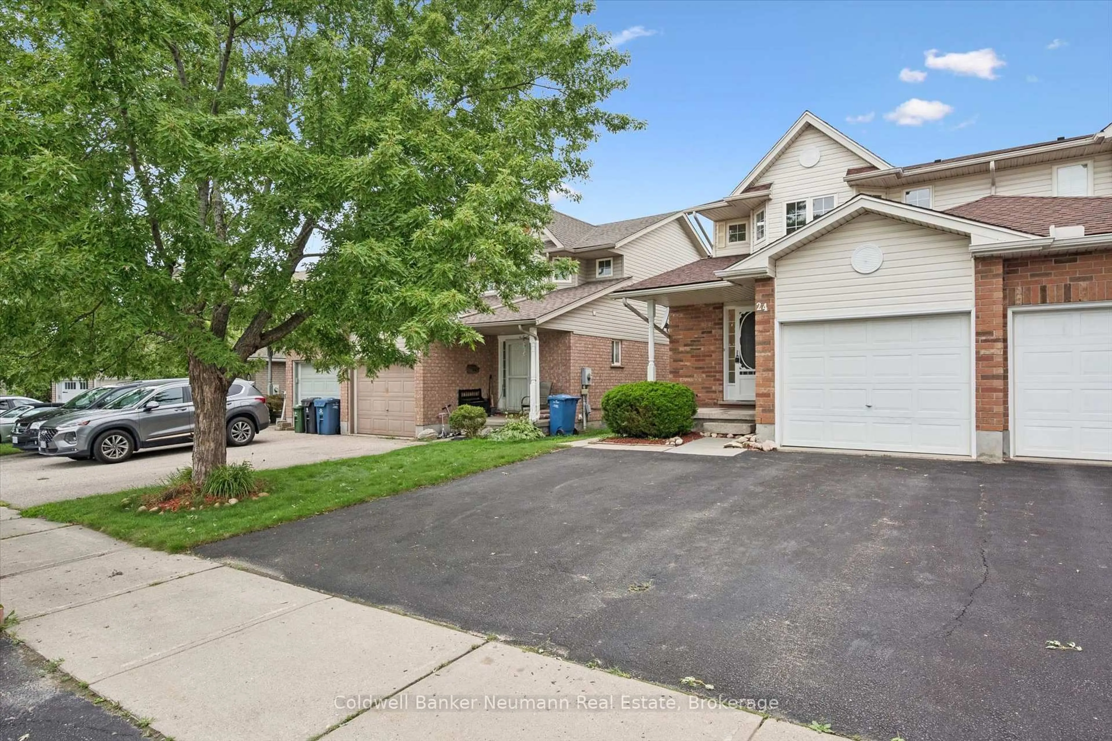 Unknown for 24 Lee St, Guelph Ontario N1E 7H1