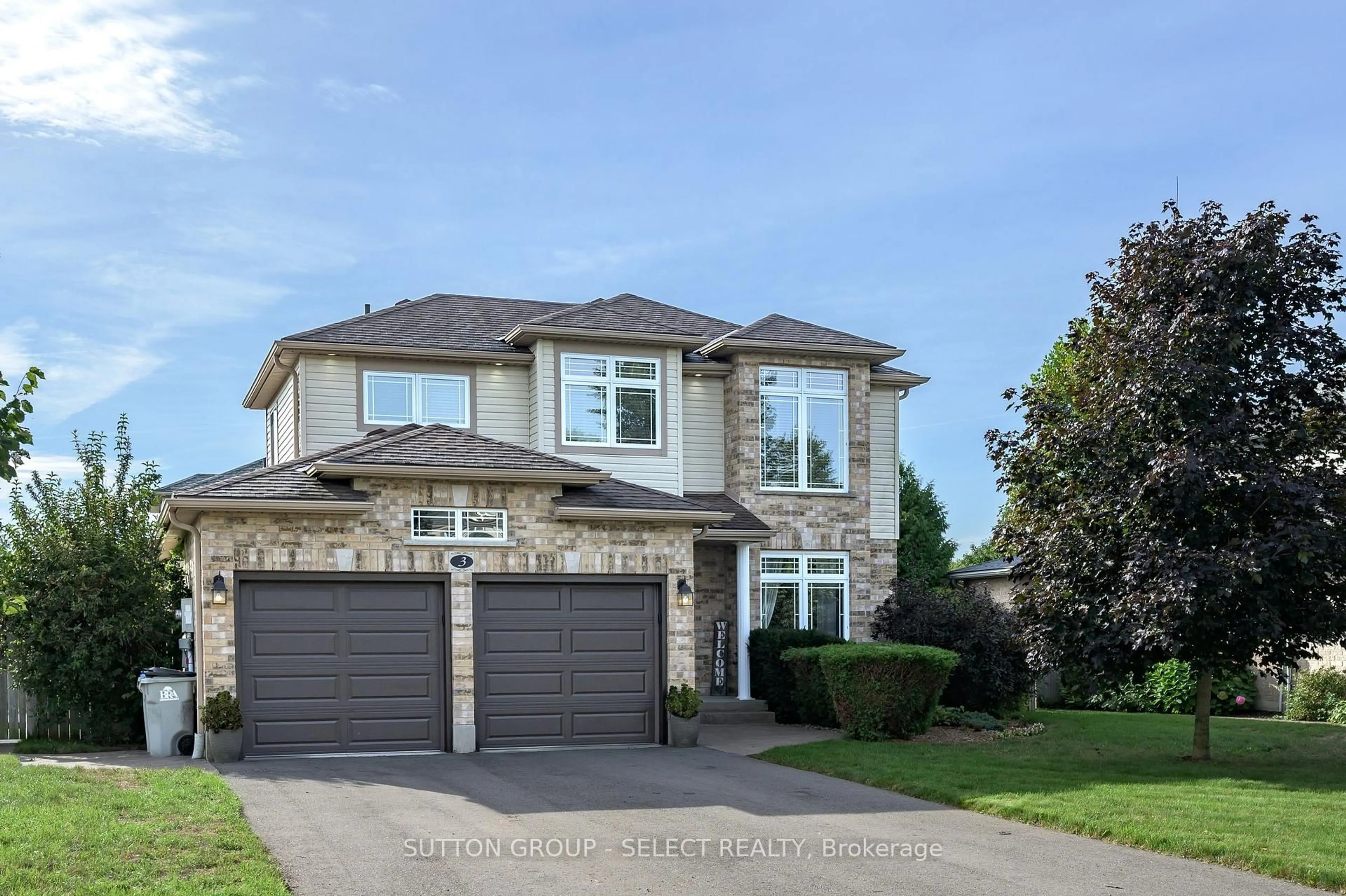 Home with brick exterior material, street for 3 Fieldstone Cres, Middlesex Centre Ontario N0L 1R0