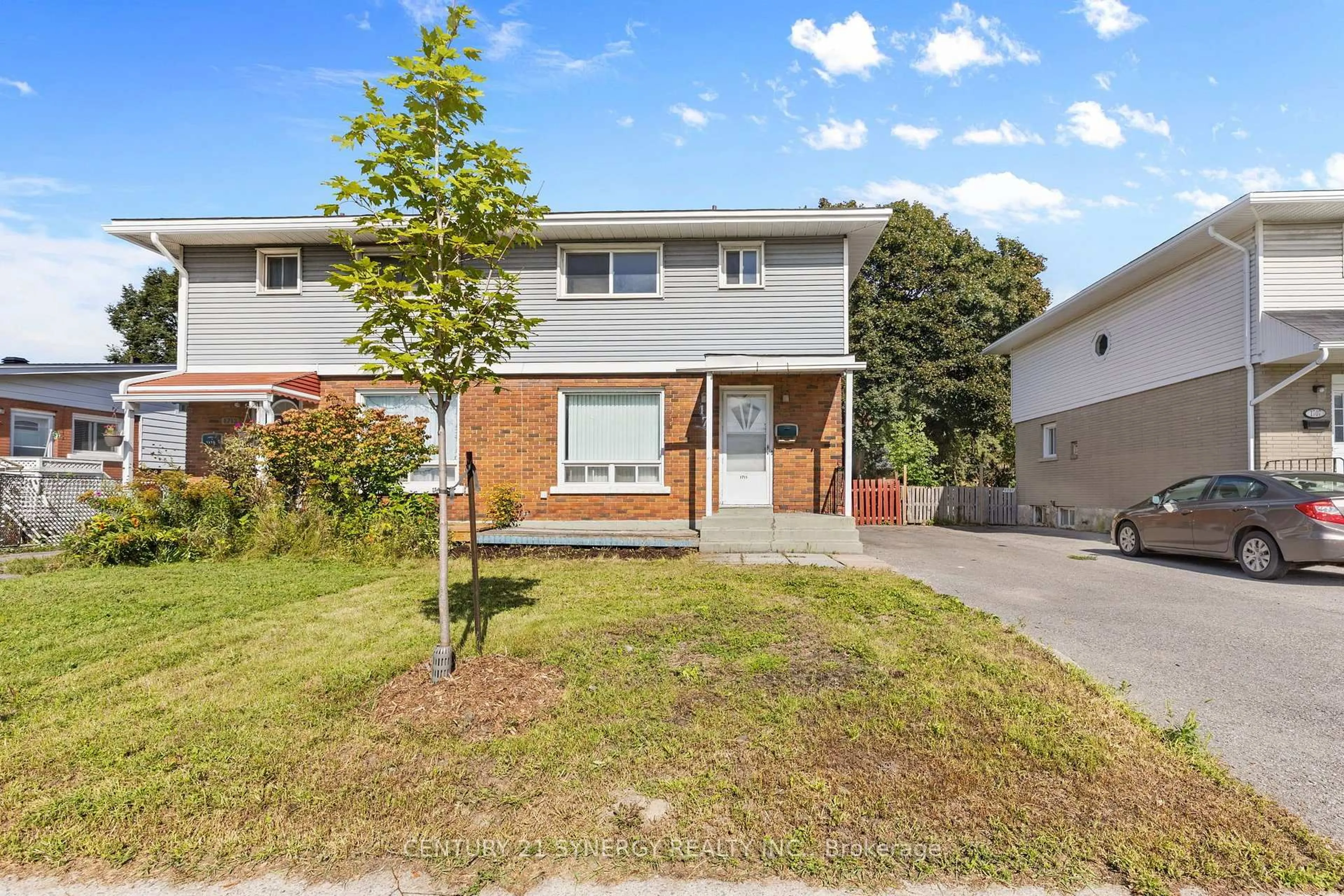 Home with brick exterior material, street for 1711 Baseline Rd, Ottawa Ontario K2C 0B6